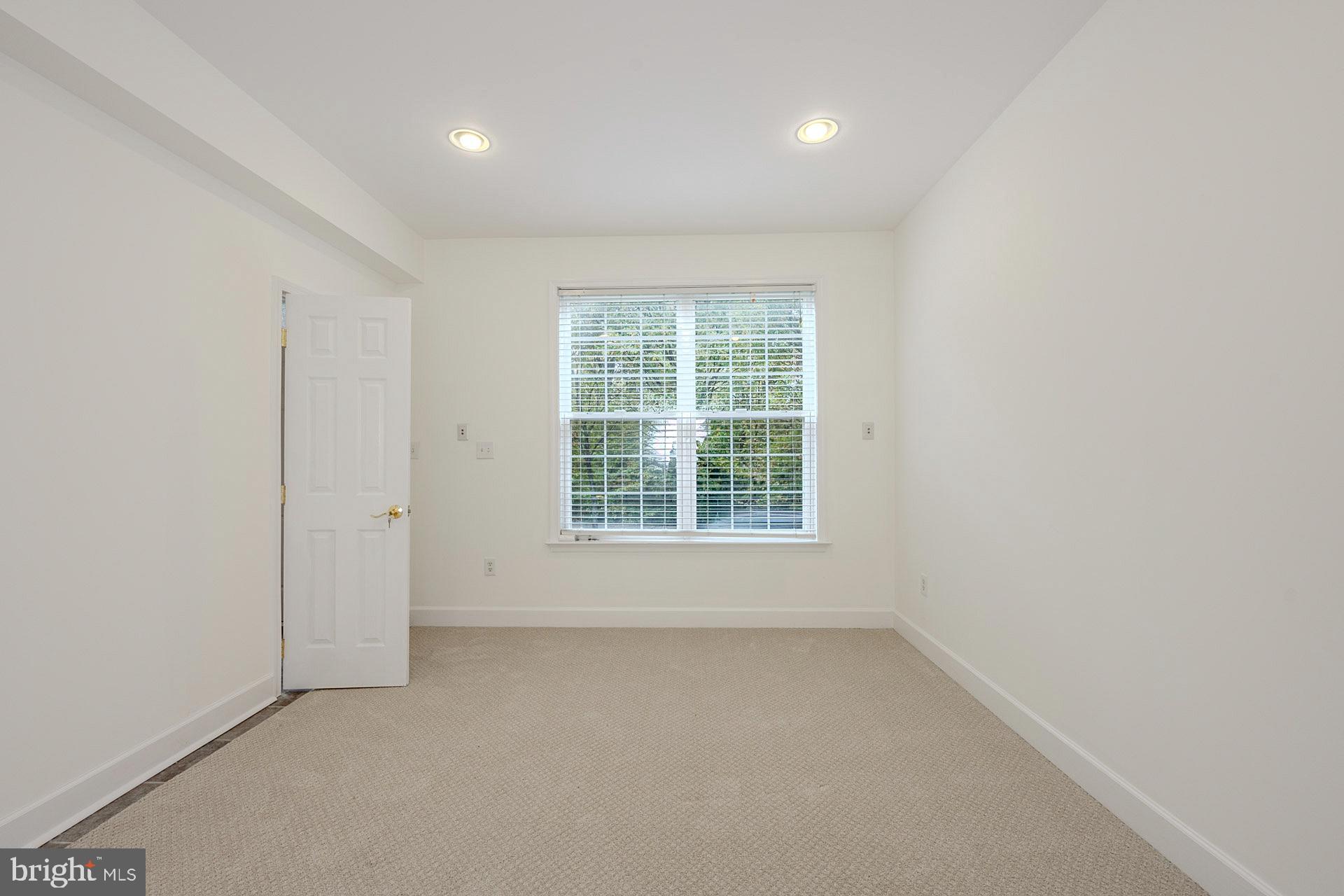 SUMMERFIELD AT MORGAN ST - Residential