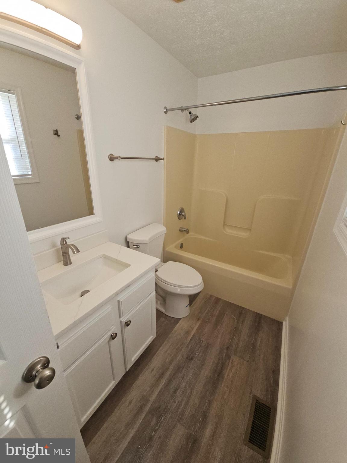 PIKESIDE MEADOWS - Residential Lease