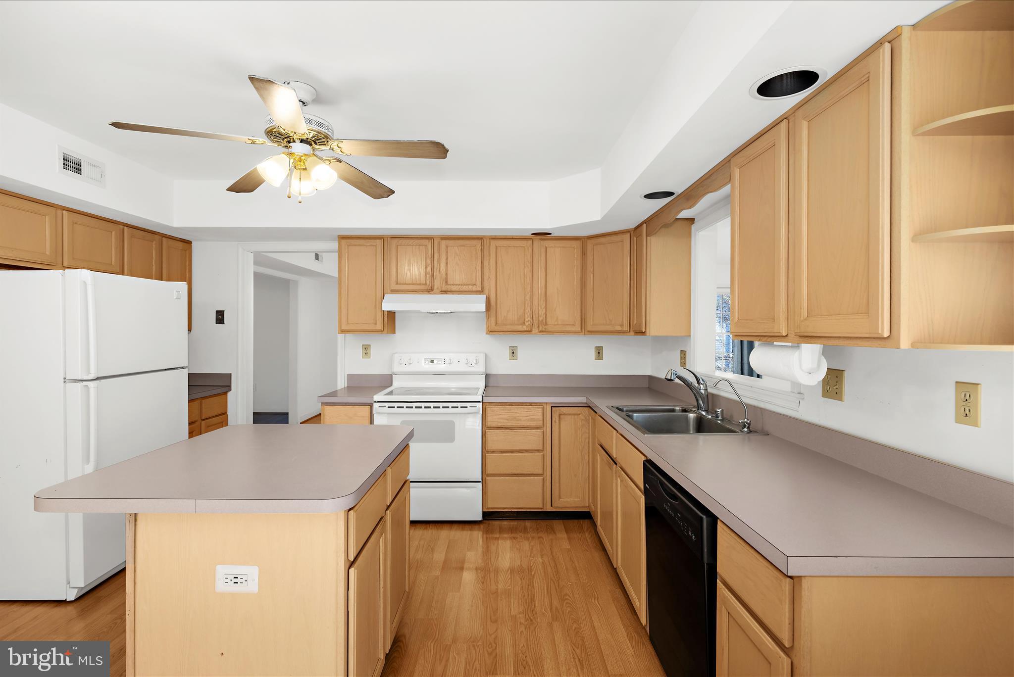 CLOVERFIELDS - Residential