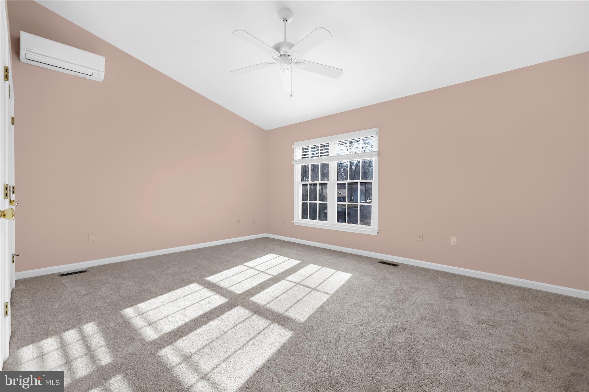 CLOVERFIELDS - Residential