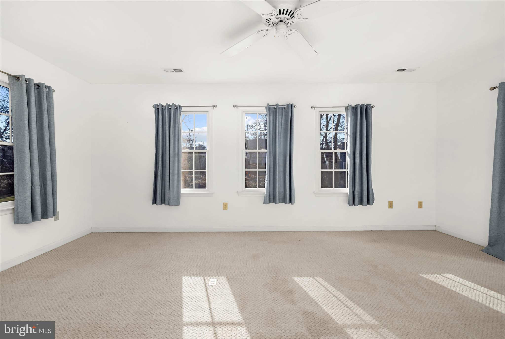 CLOVERFIELDS - Residential