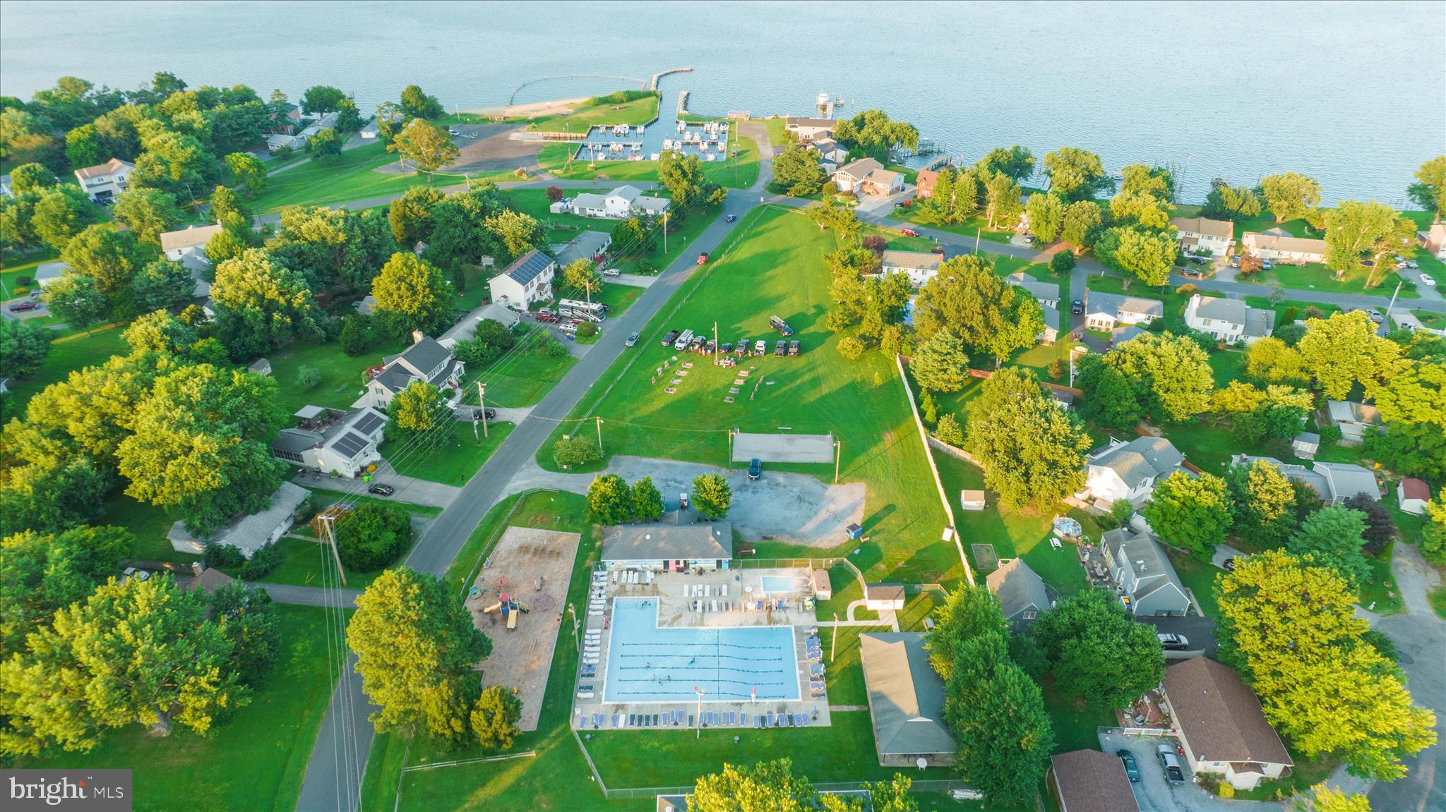 CLOVERFIELDS - Residential