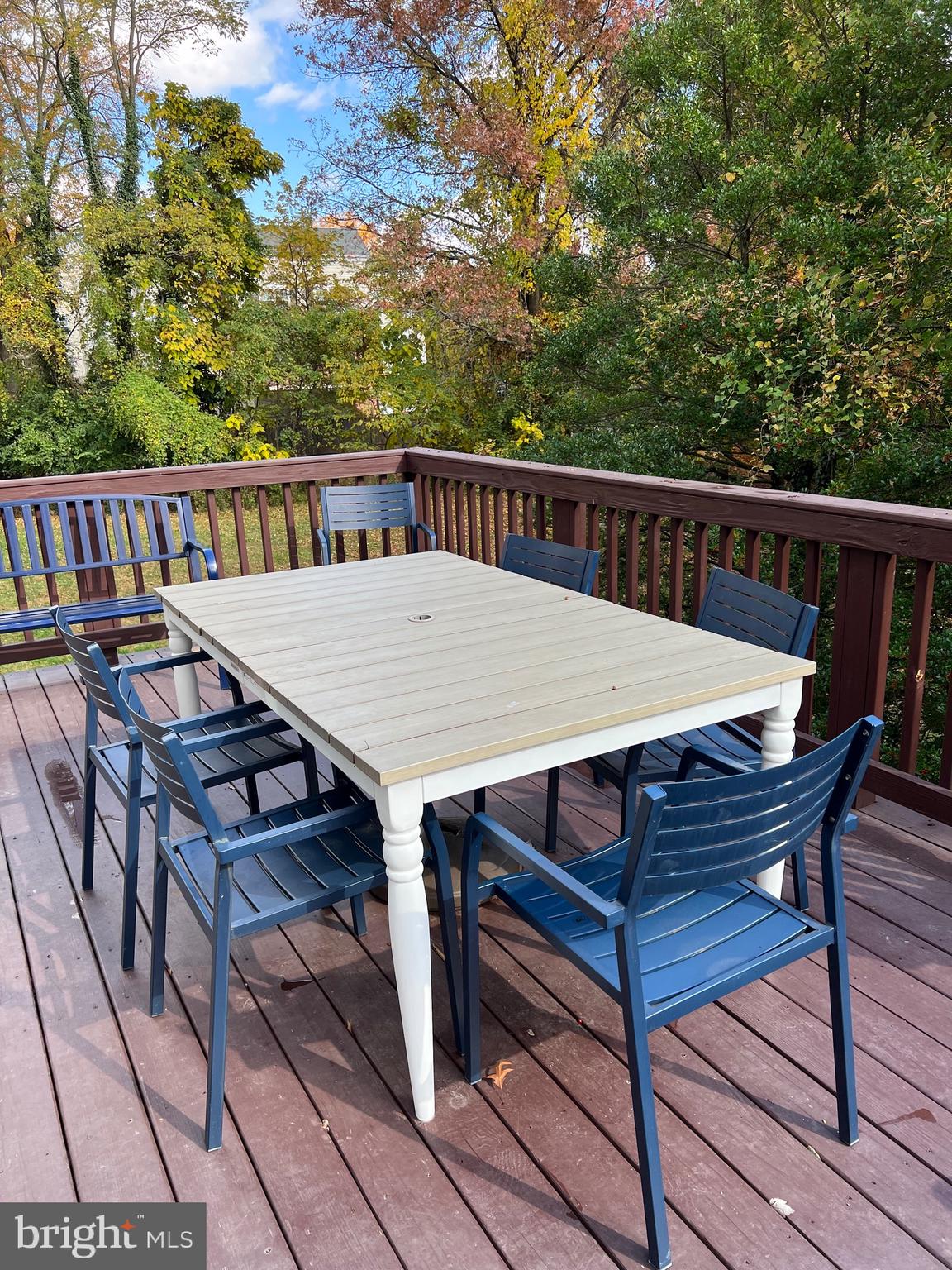 COURTHOUSE WALK - Residential Lease