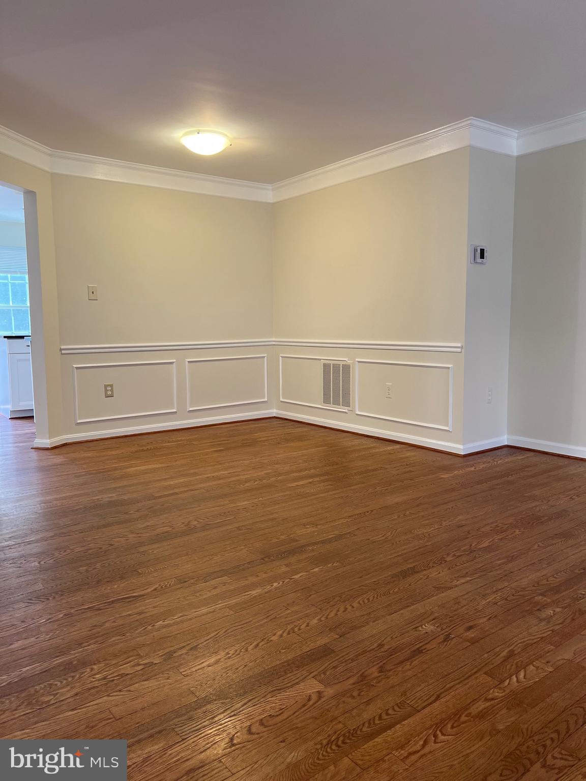 COURTHOUSE WALK - Residential Lease