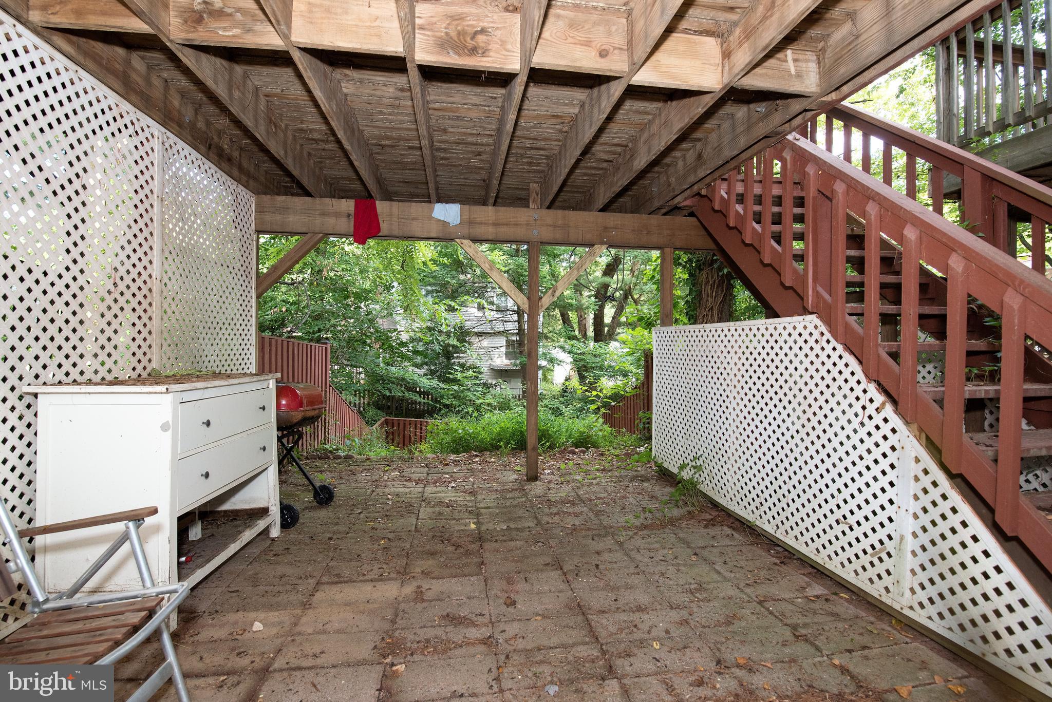 VILLAGE OF HARPERS CHOICE - Residential