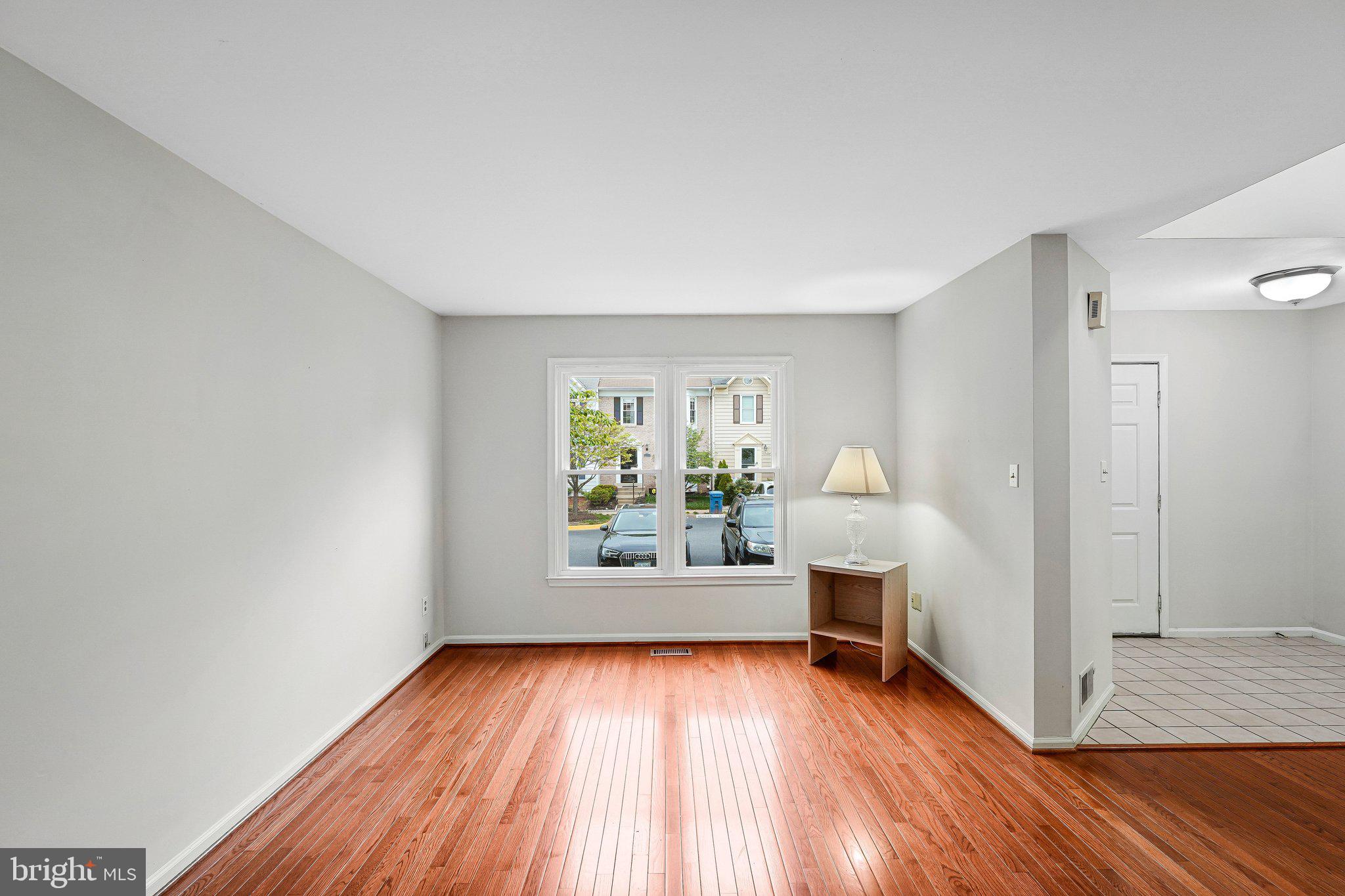 SULLY STATION - Residential