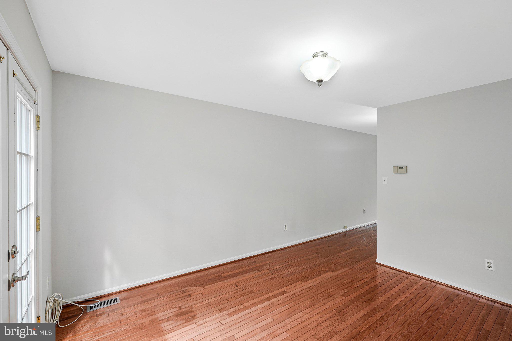 5175 GLEN MEADOW DRIVE