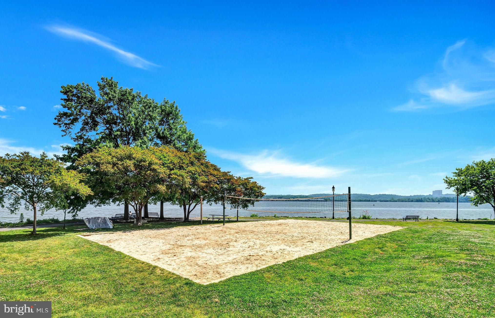 POTOMAC GREENS - Residential