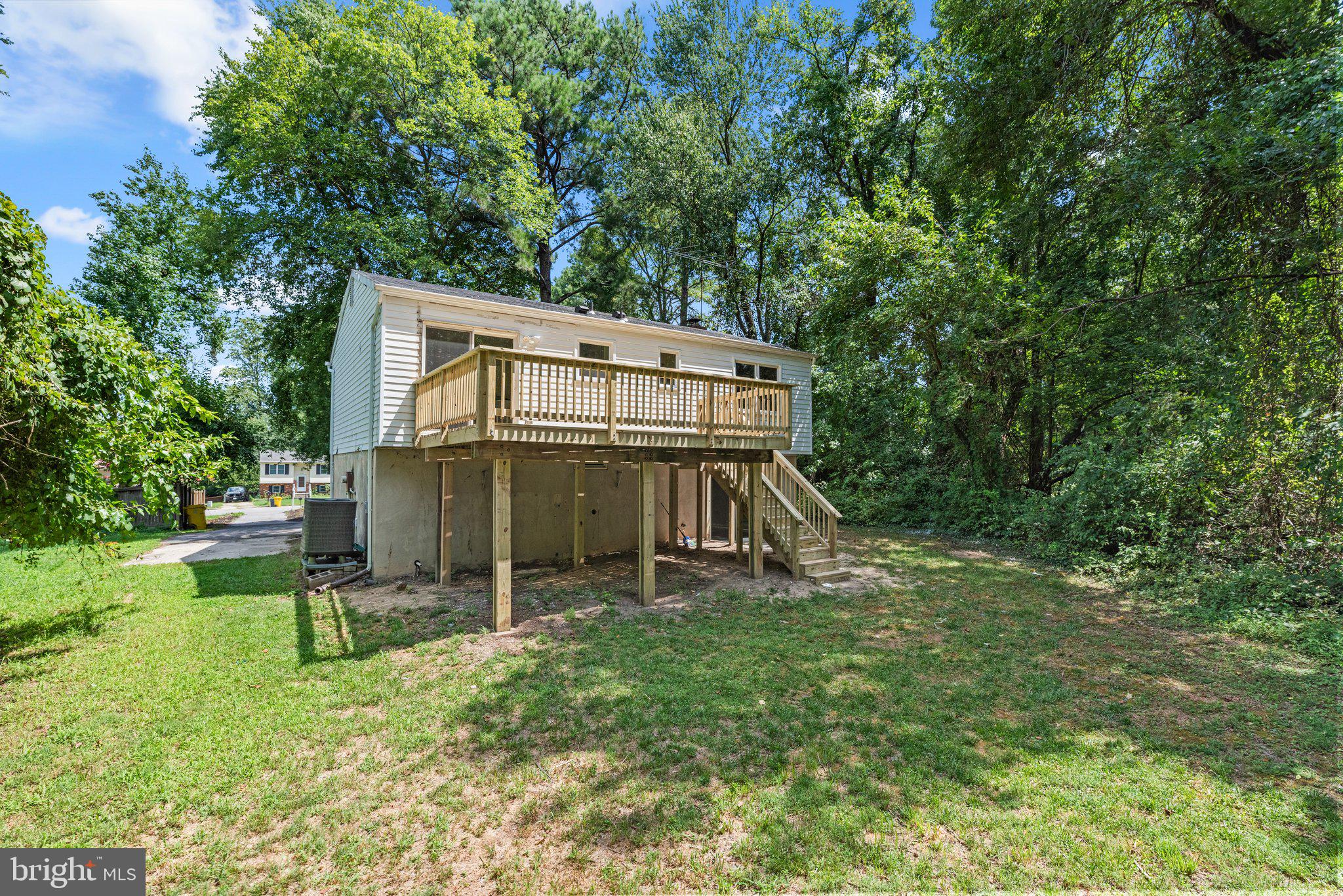 FREETOWN VILLAGE - Residential