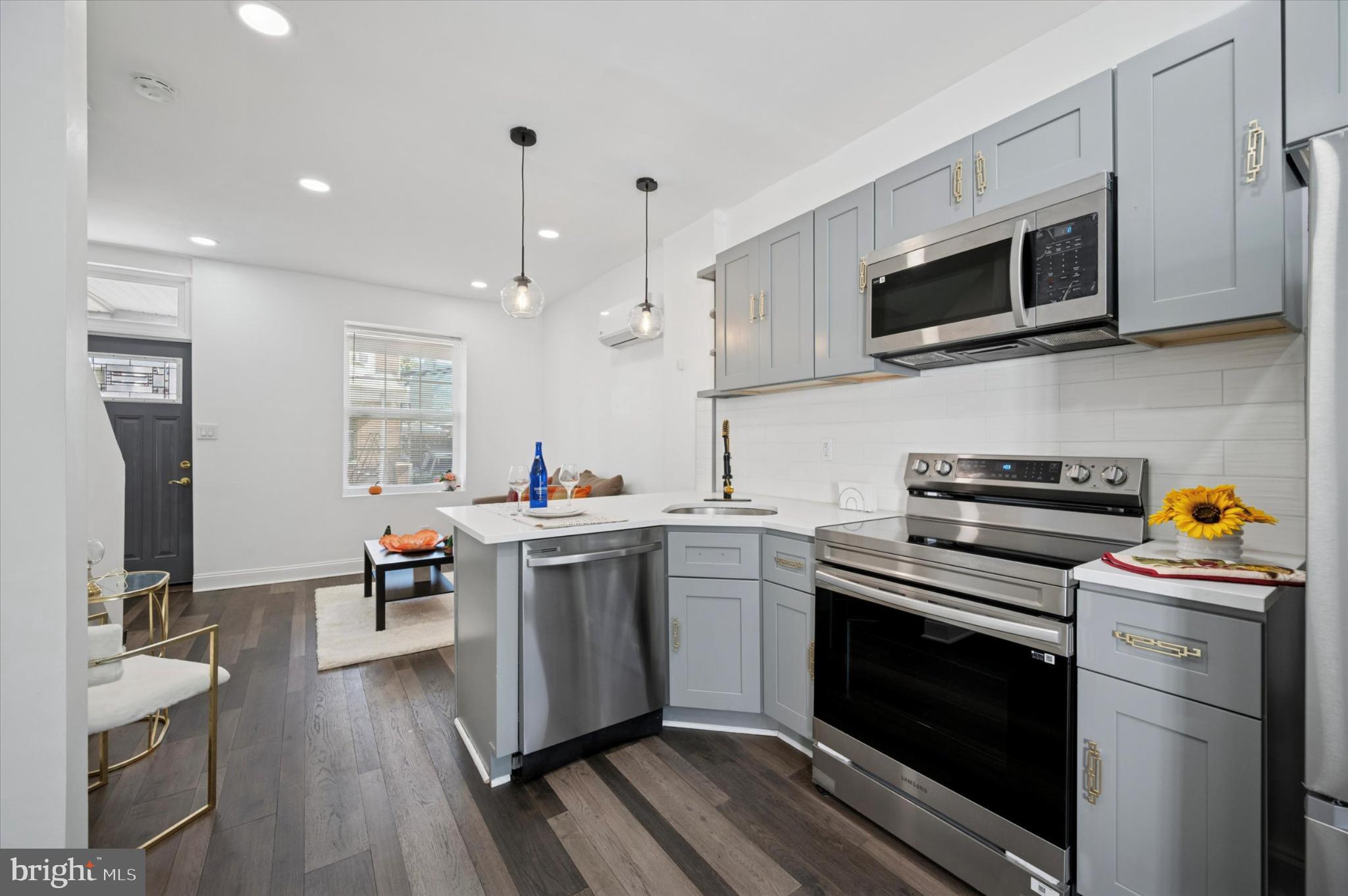 HARROWGATE - Residential