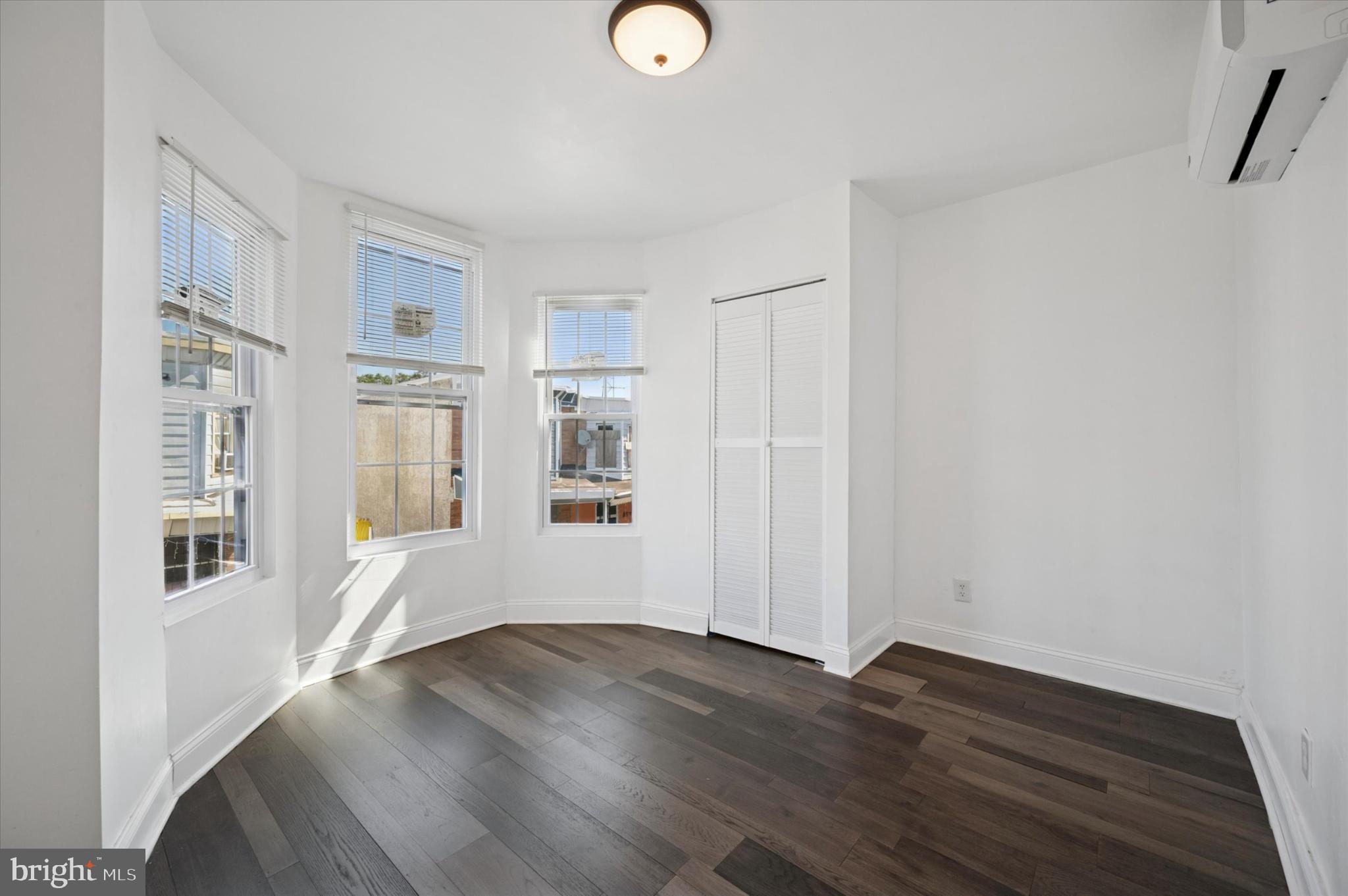 HARROWGATE - Residential