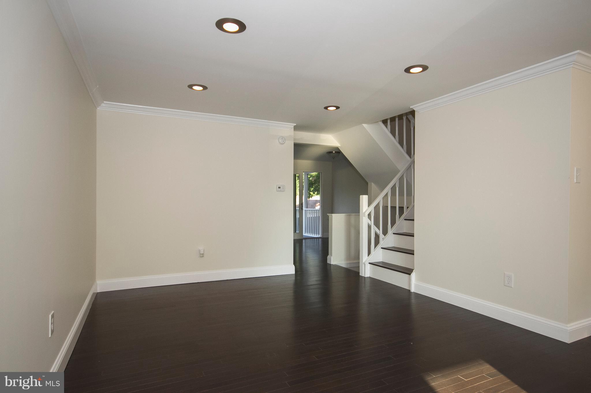 CASTLEMILL - Residential