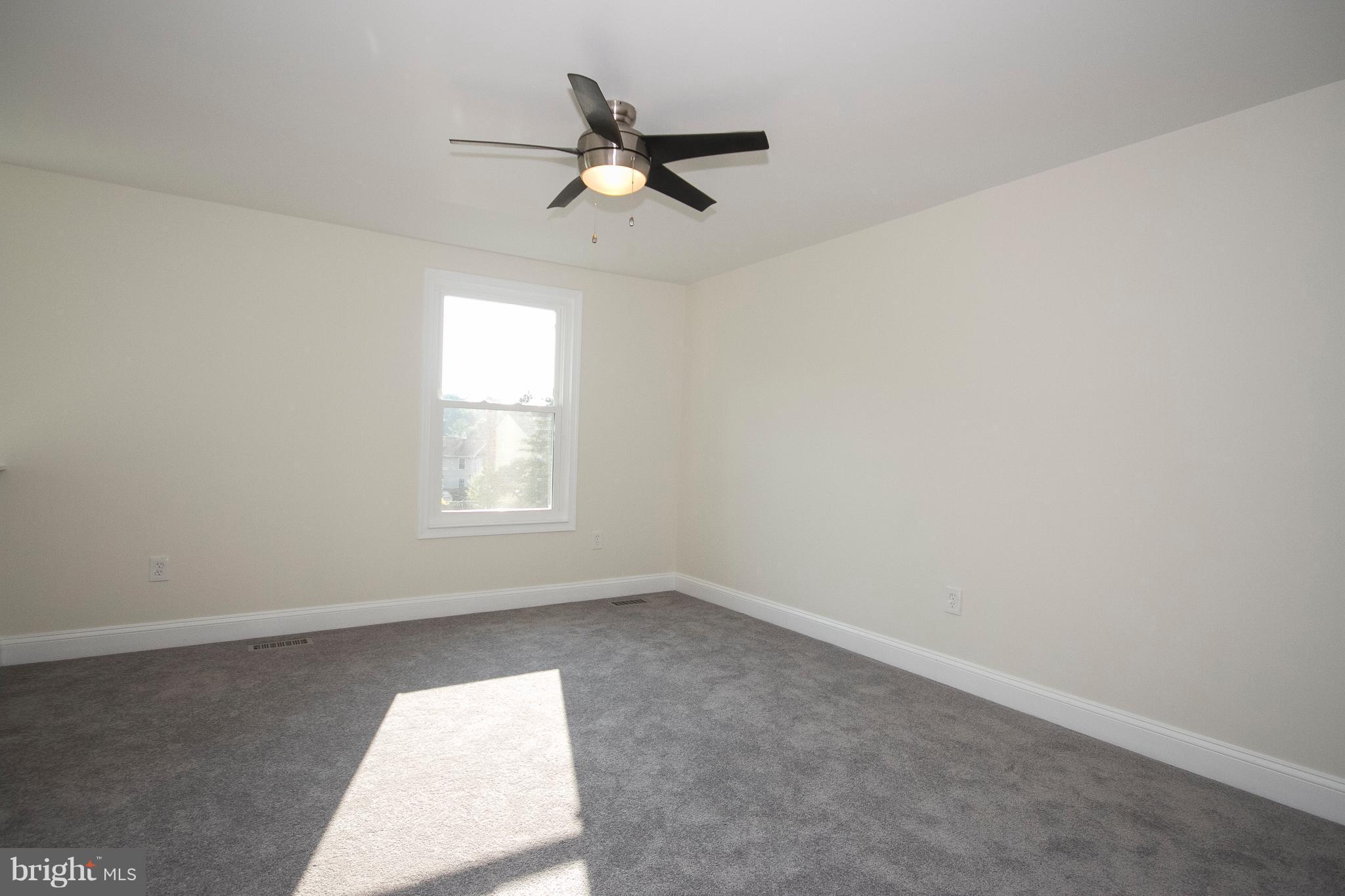 CASTLEMILL - Residential