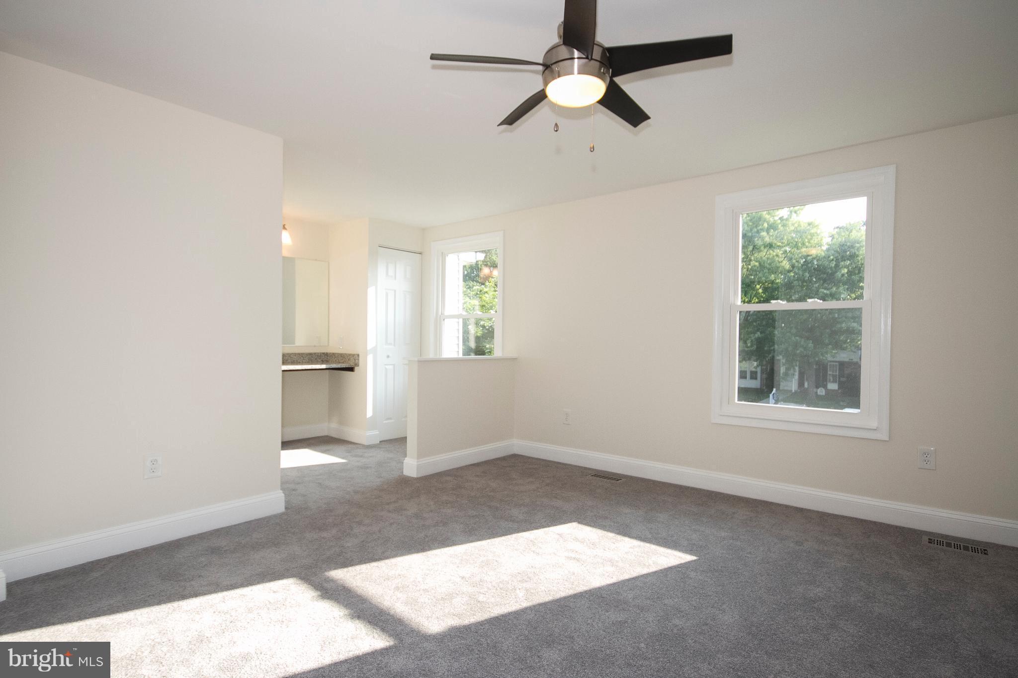 CASTLEMILL - Residential