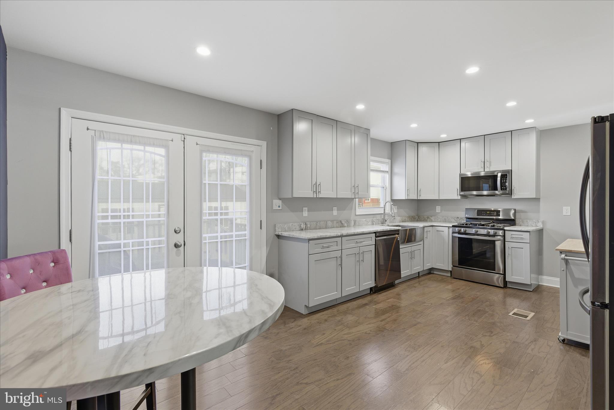 GREGORY FARMS - Residential