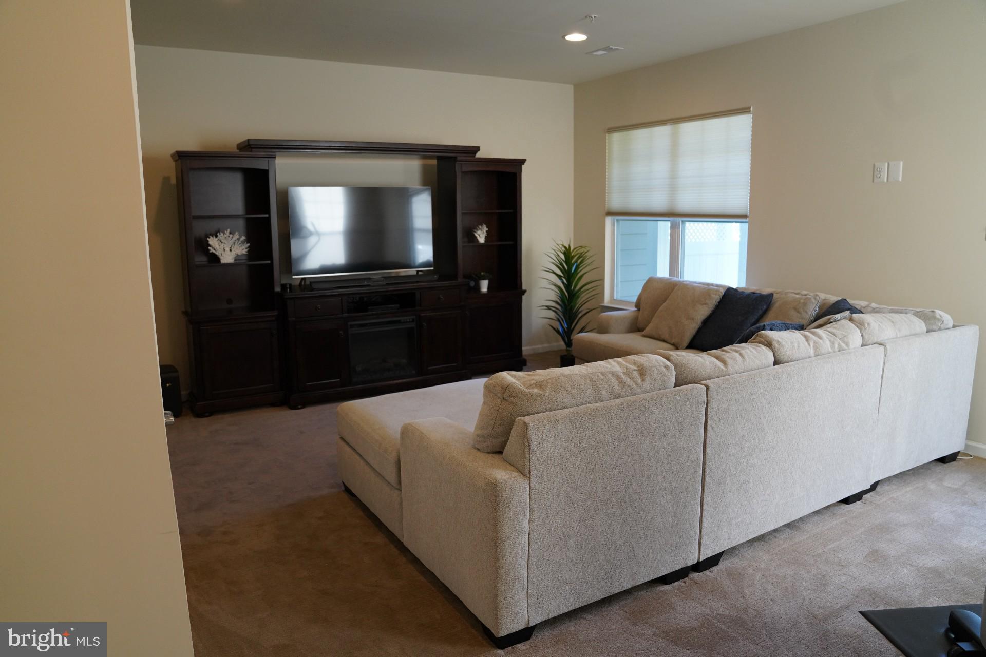 HANOVER - Residential Lease