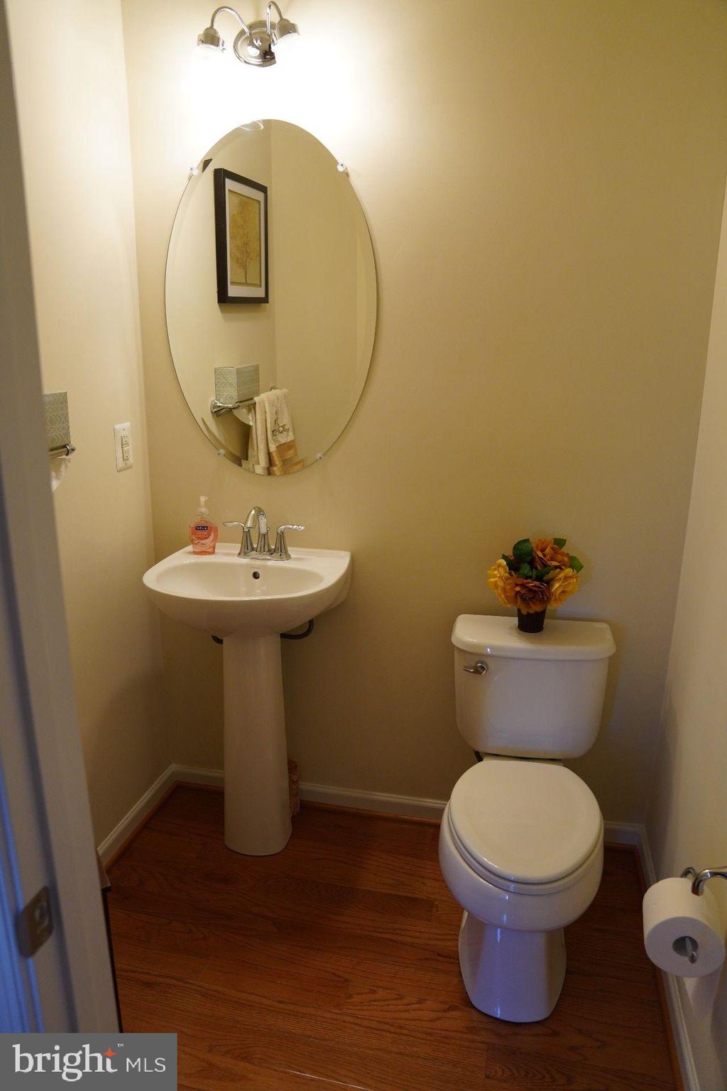 HANOVER - Residential Lease