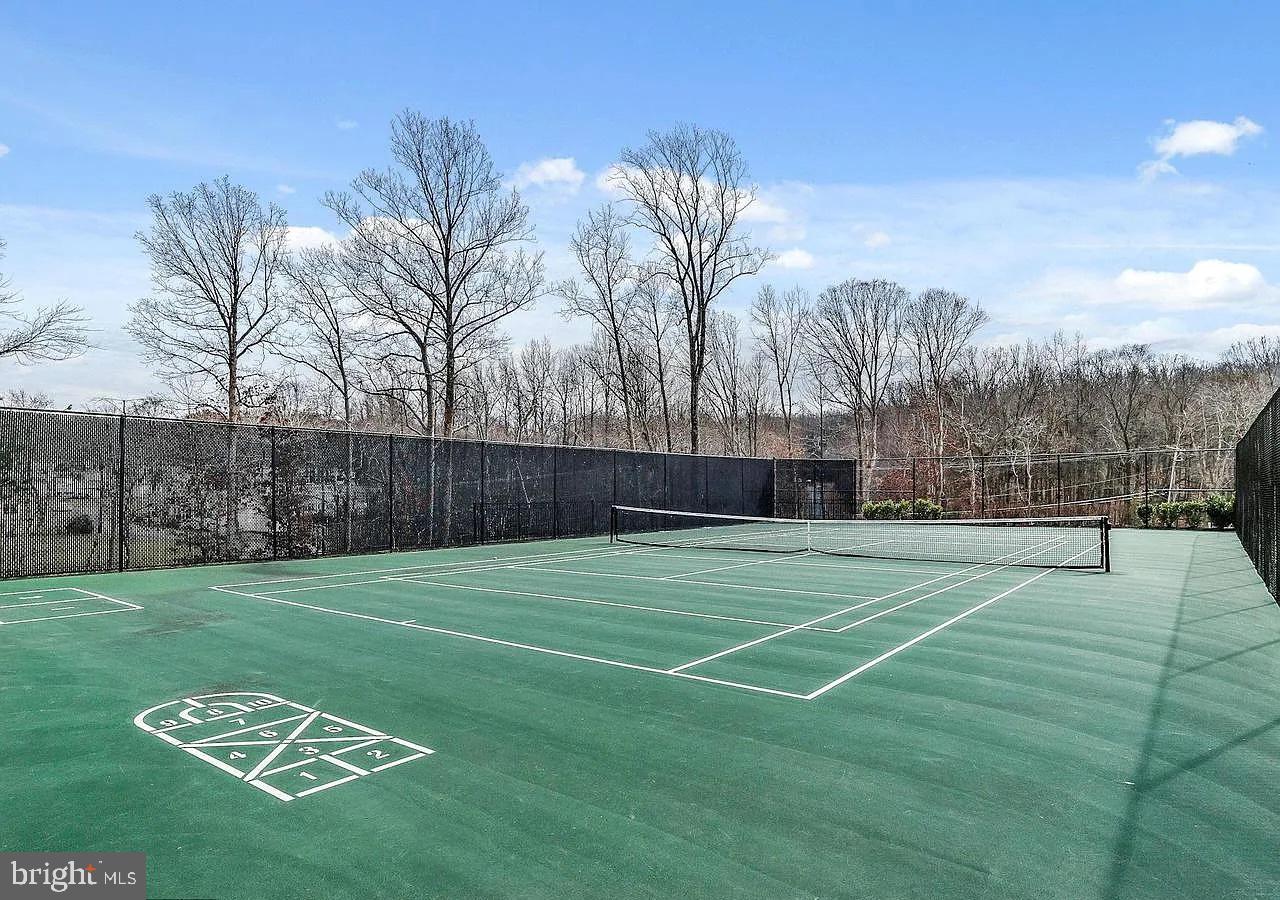 HANOVER - Residential Lease