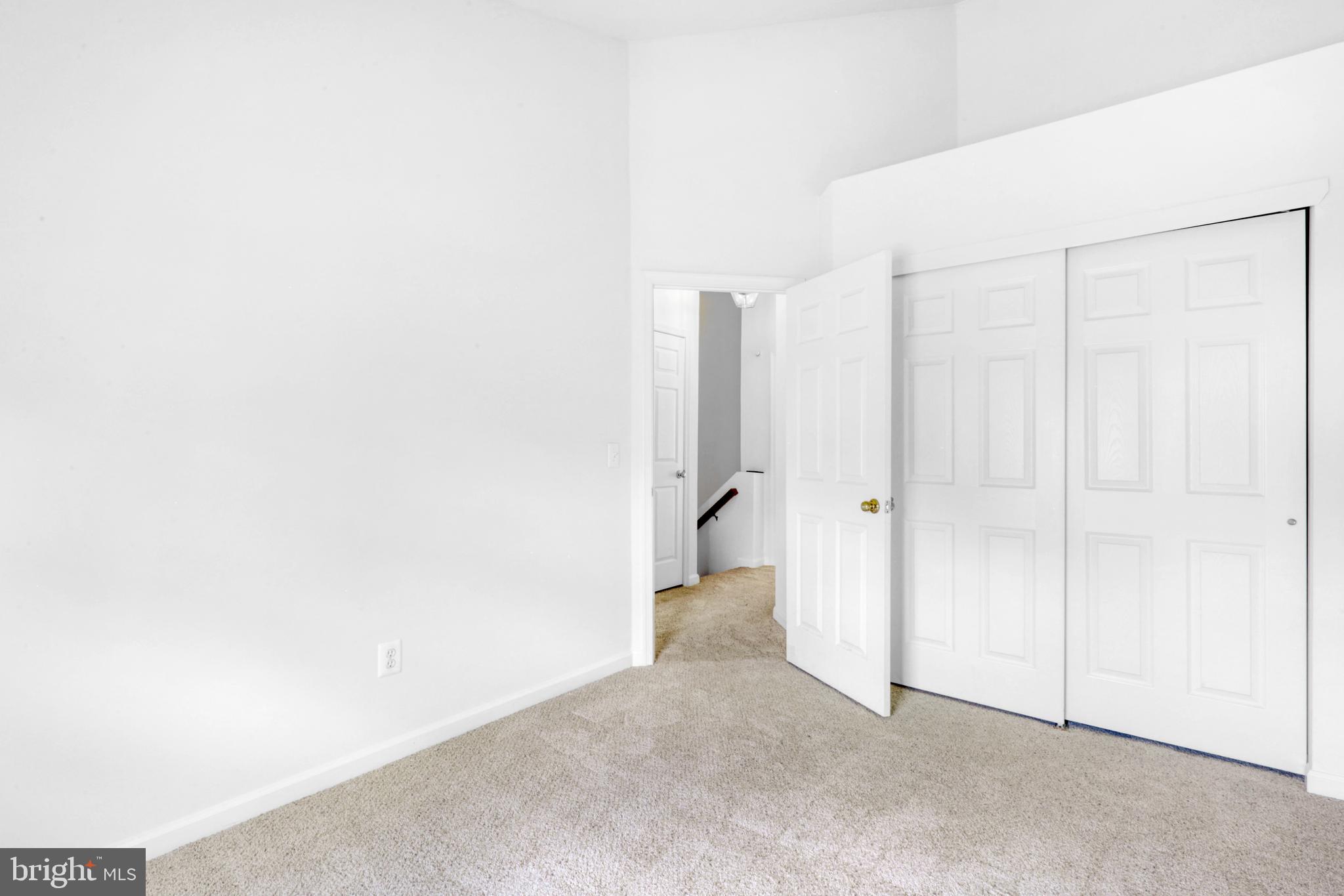 RIDGE TOP TERRACE - Residential Lease