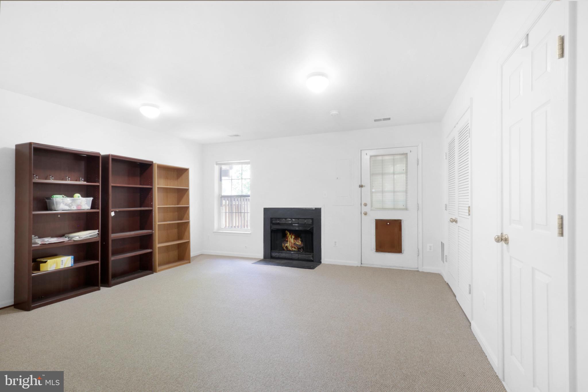 RIDGE TOP TERRACE - Residential Lease