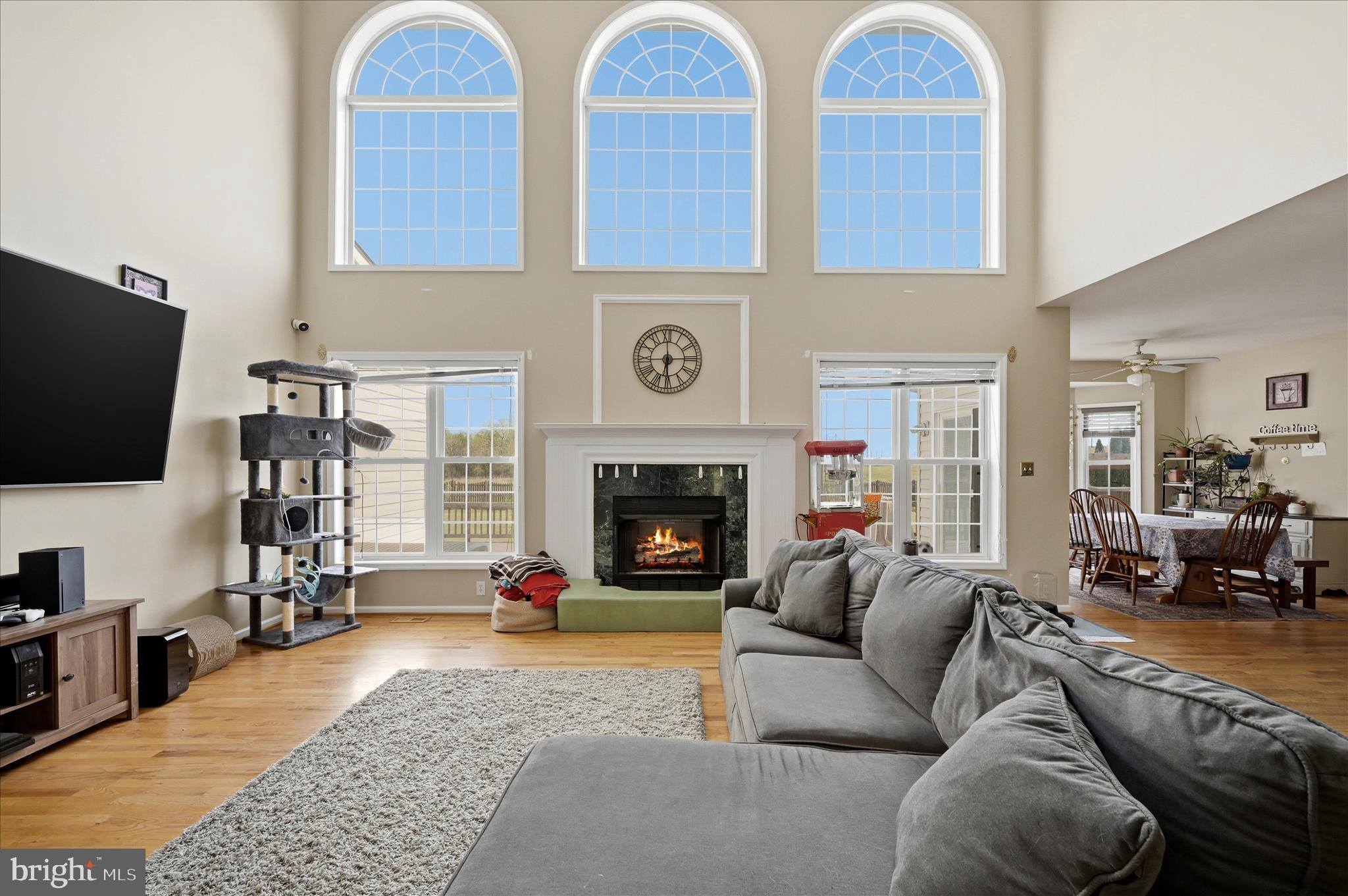 TRAPP HILL WEST - Residential