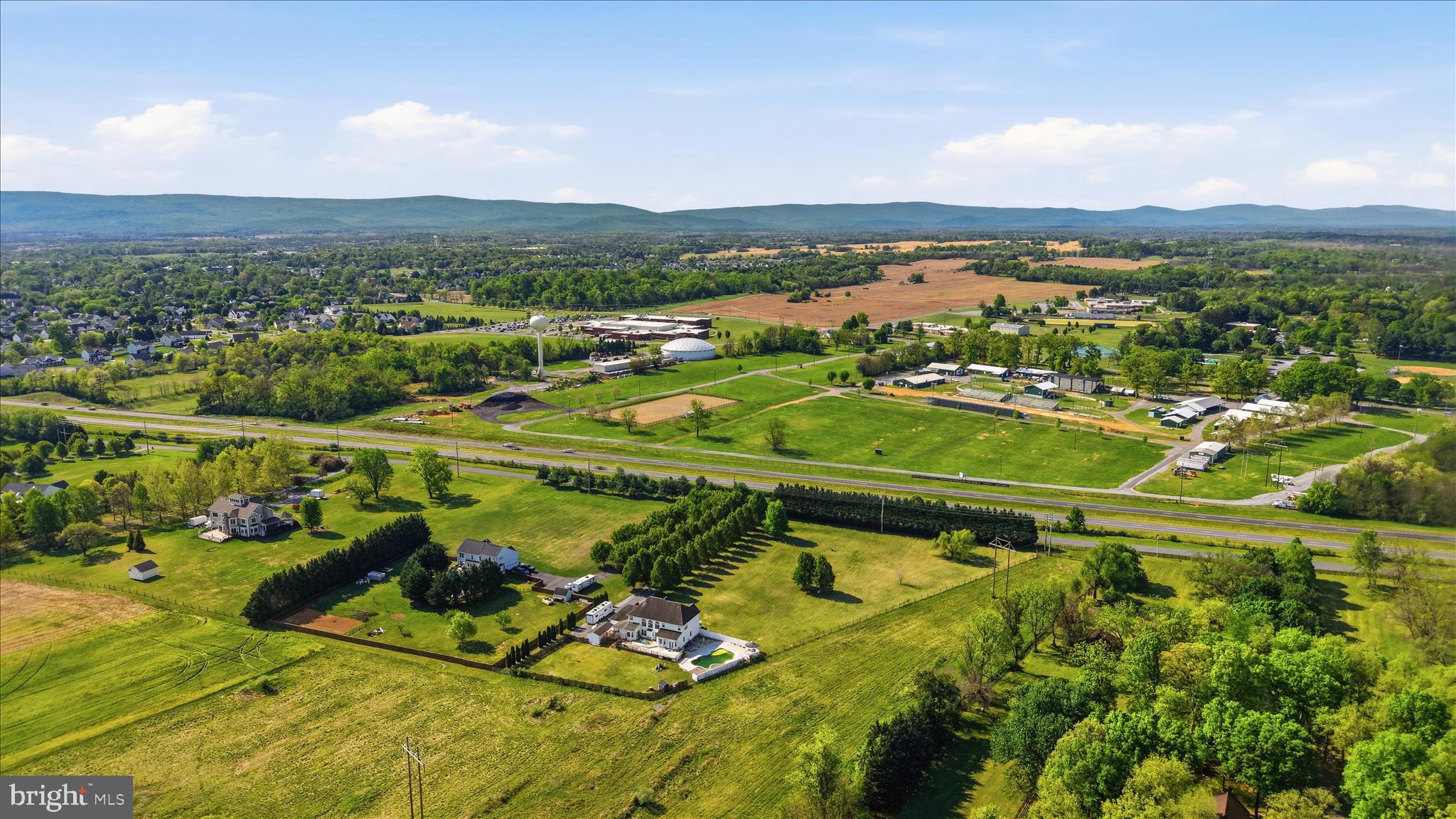 TRAPP HILL WEST - Residential