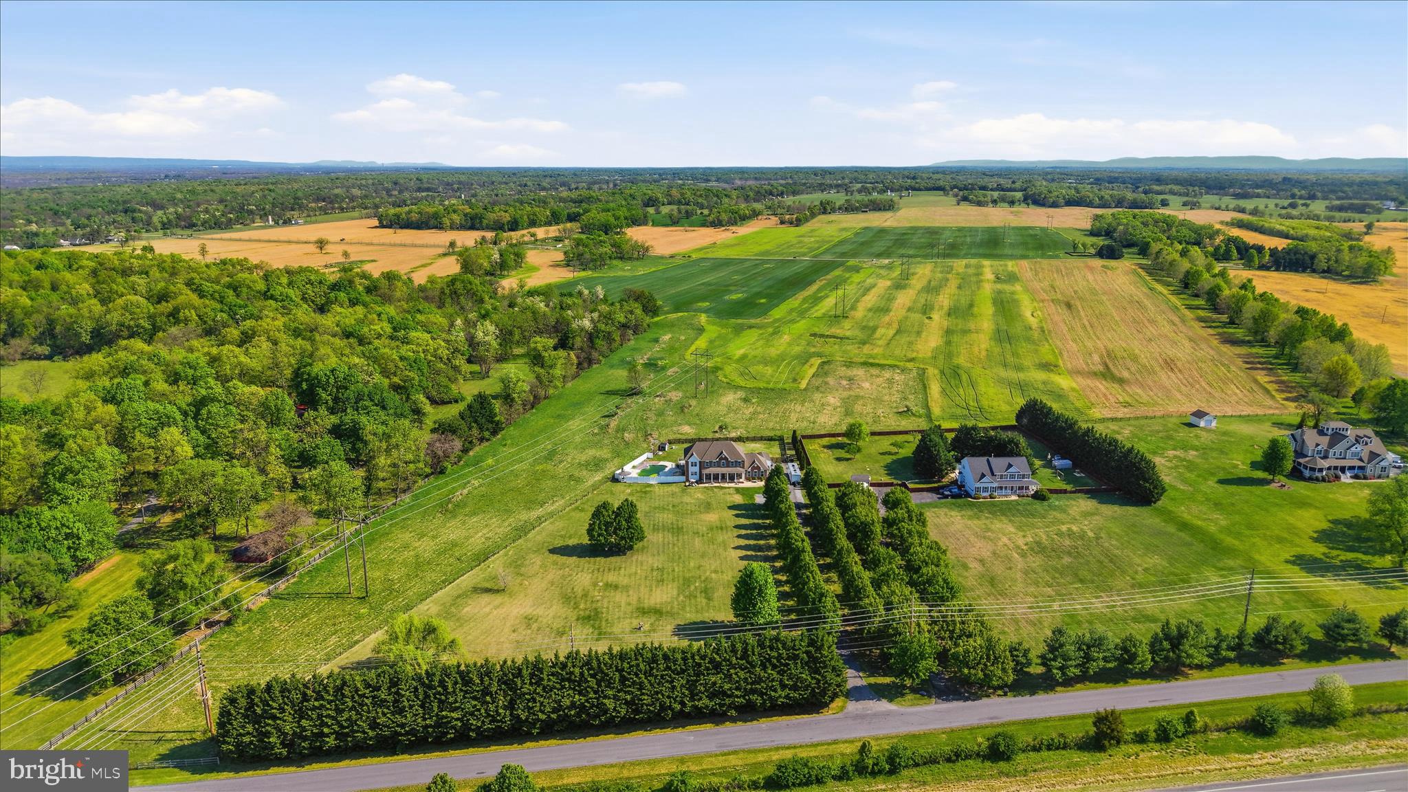 TRAPP HILL WEST - Residential