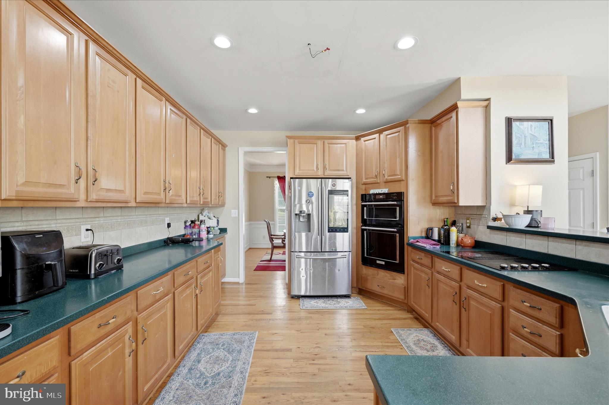 TRAPP HILL WEST - Residential