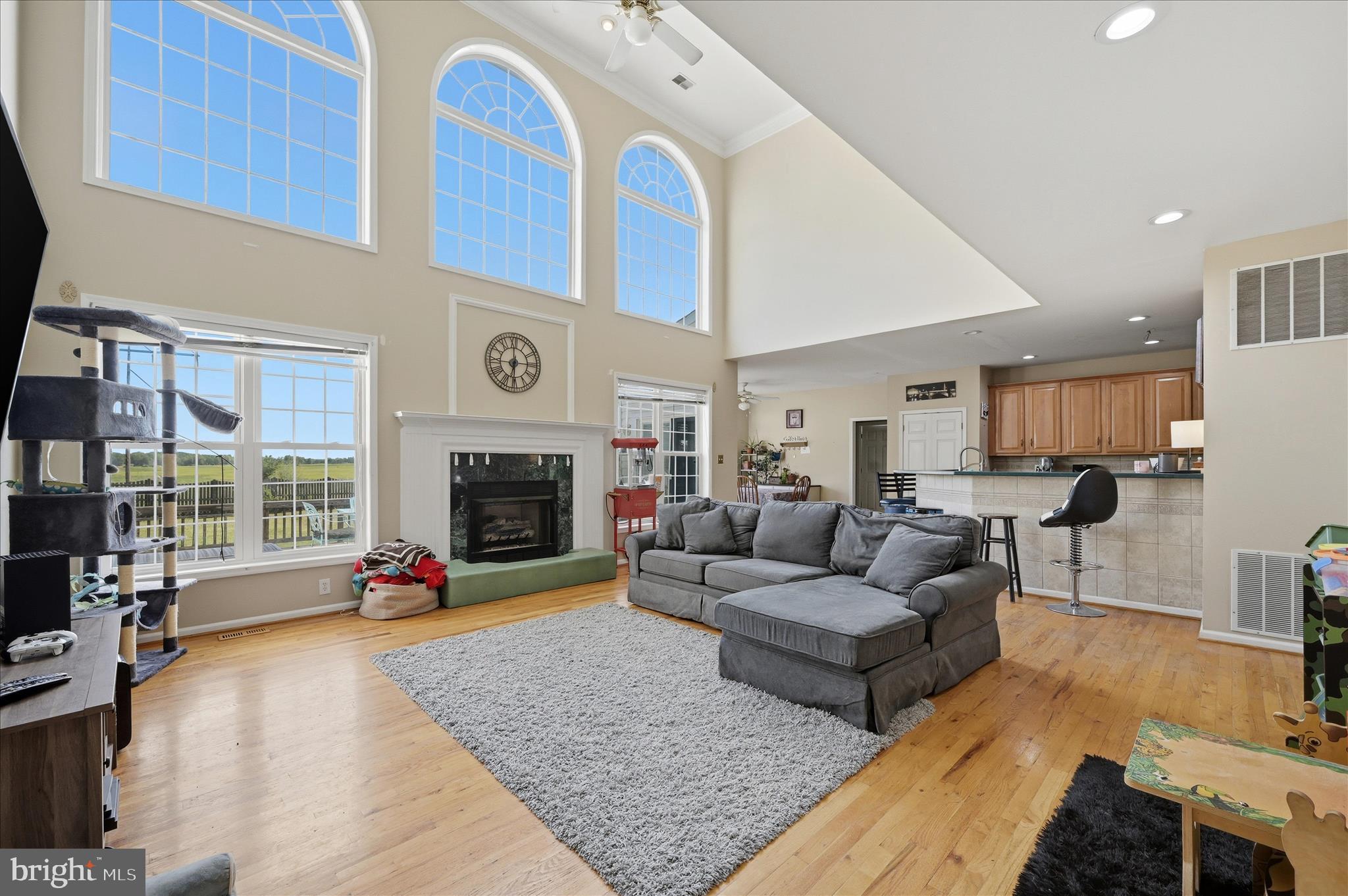 TRAPP HILL WEST - Residential