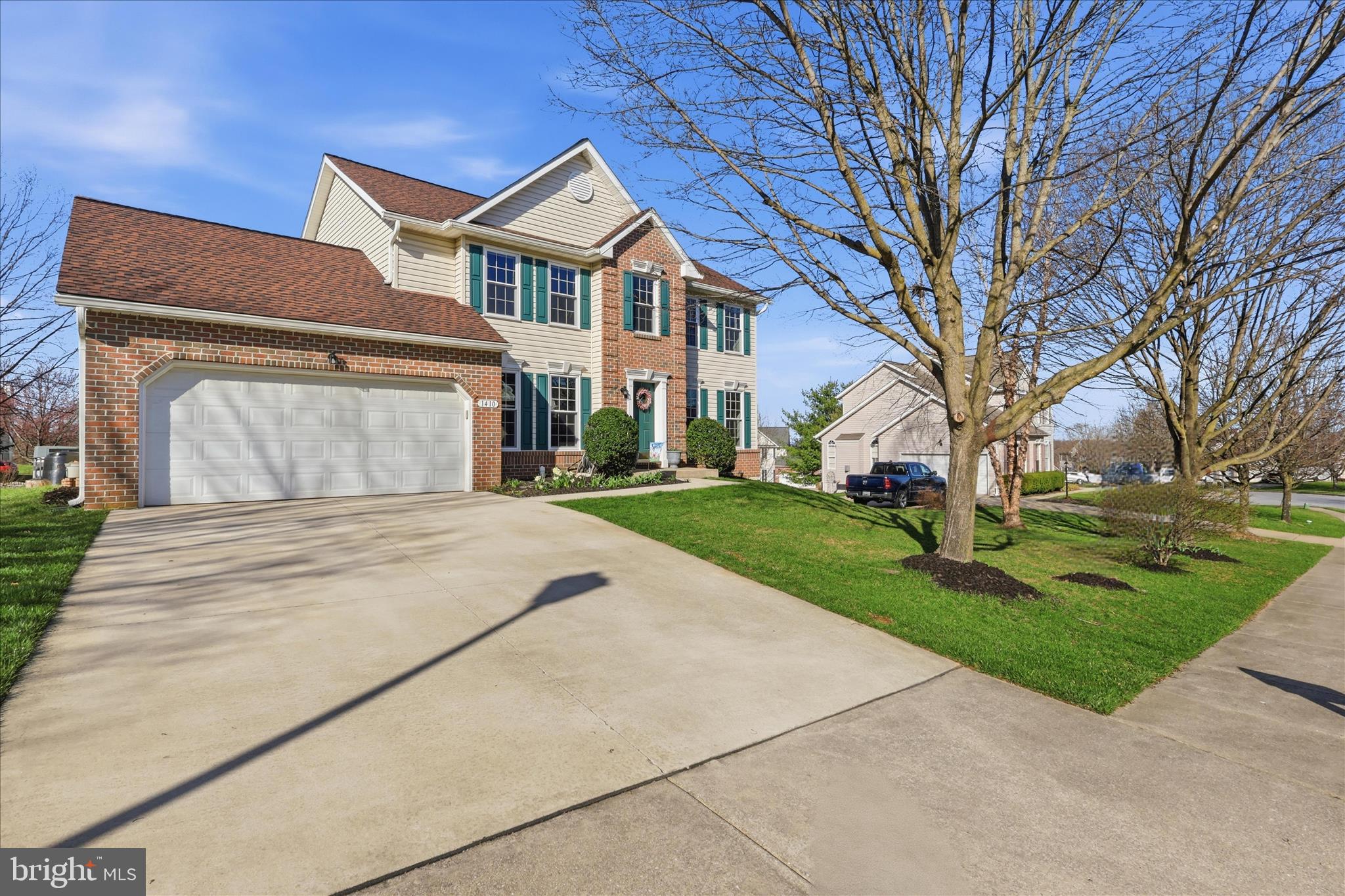 SUMMIT RIDGE - Residential