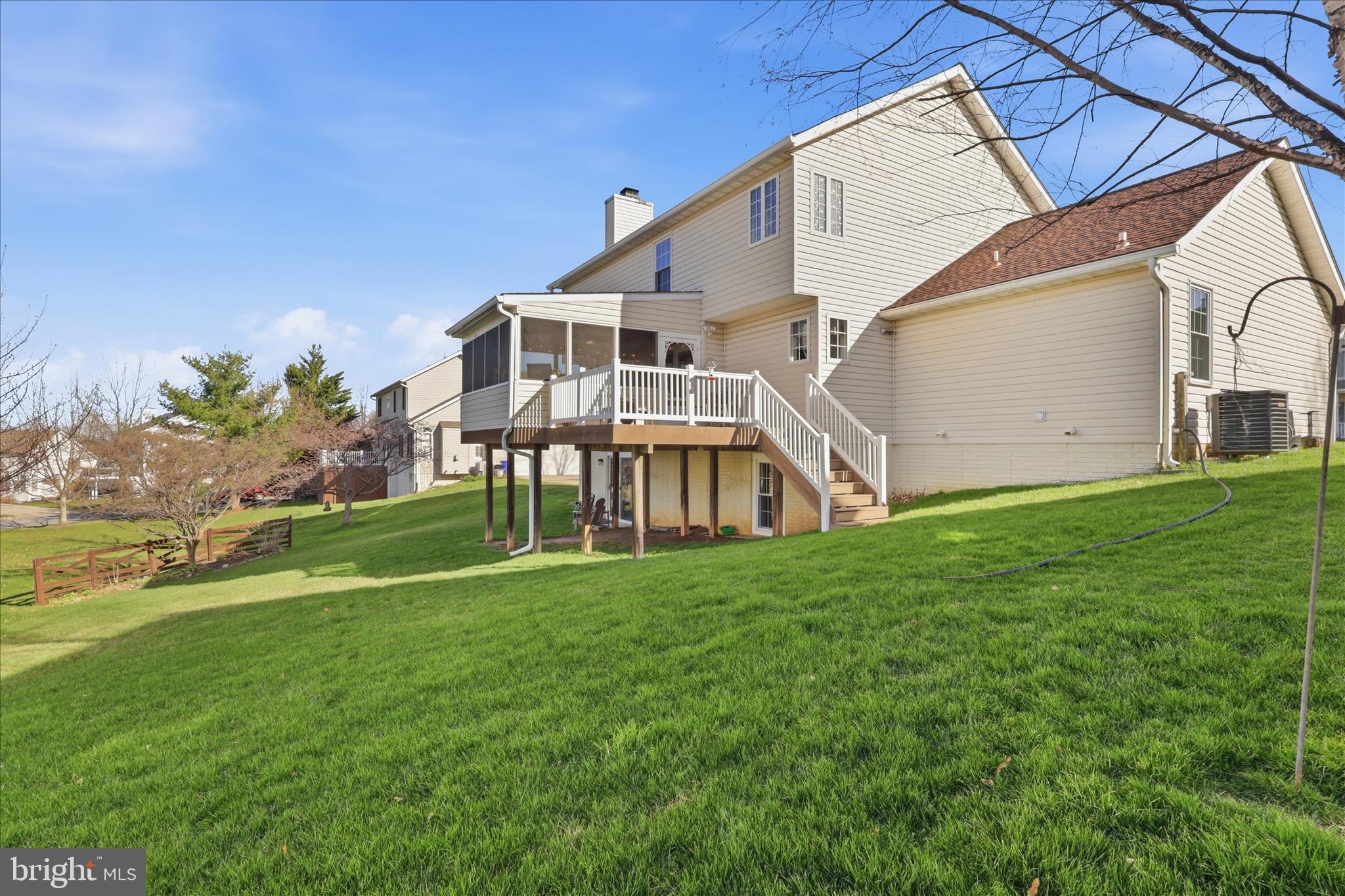 SUMMIT RIDGE - Residential