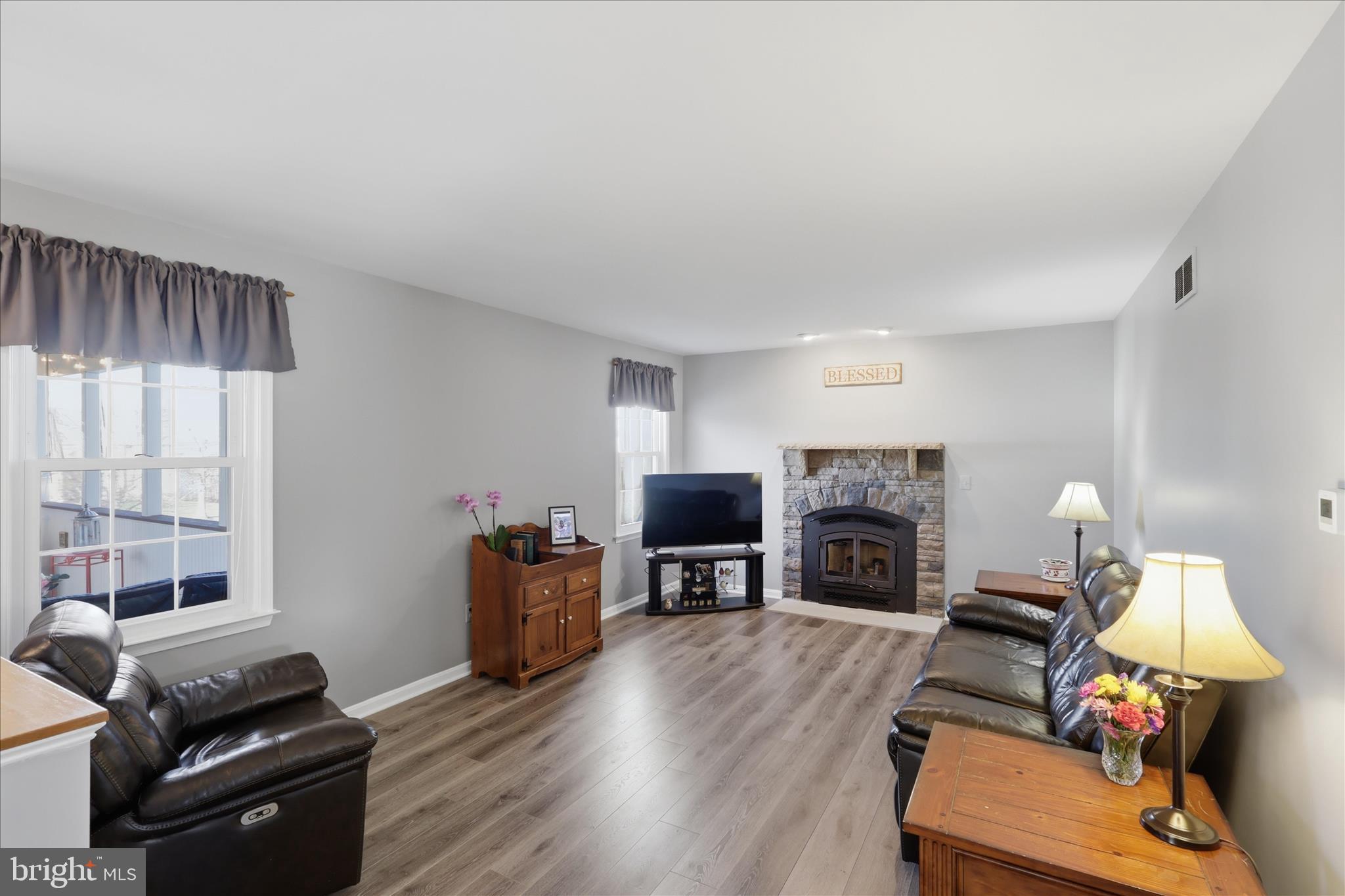 SUMMIT RIDGE - Residential