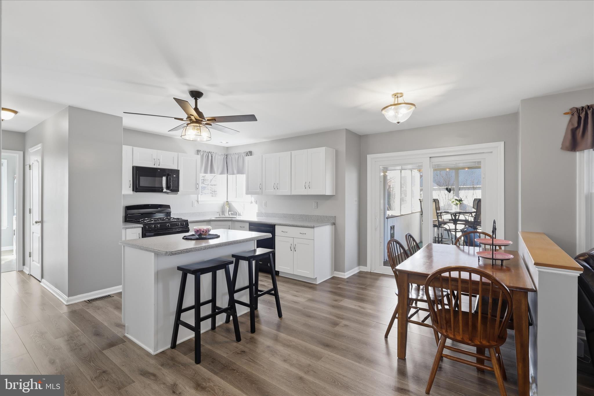 SUMMIT RIDGE - Residential