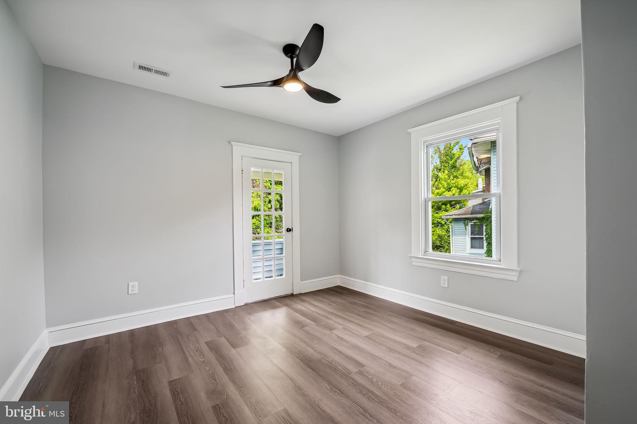 FAIRMOUNT PARK - Residential