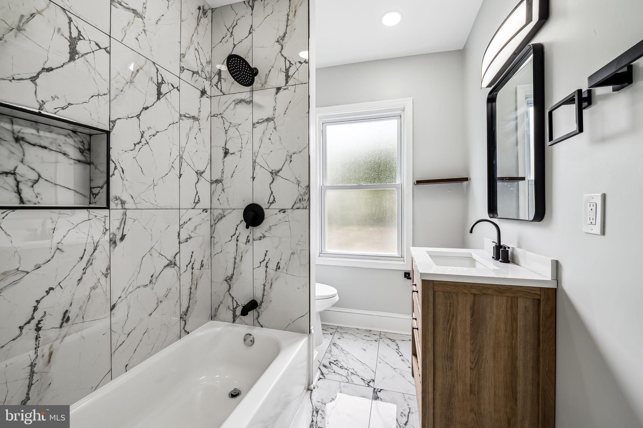FAIRMOUNT PARK - Residential