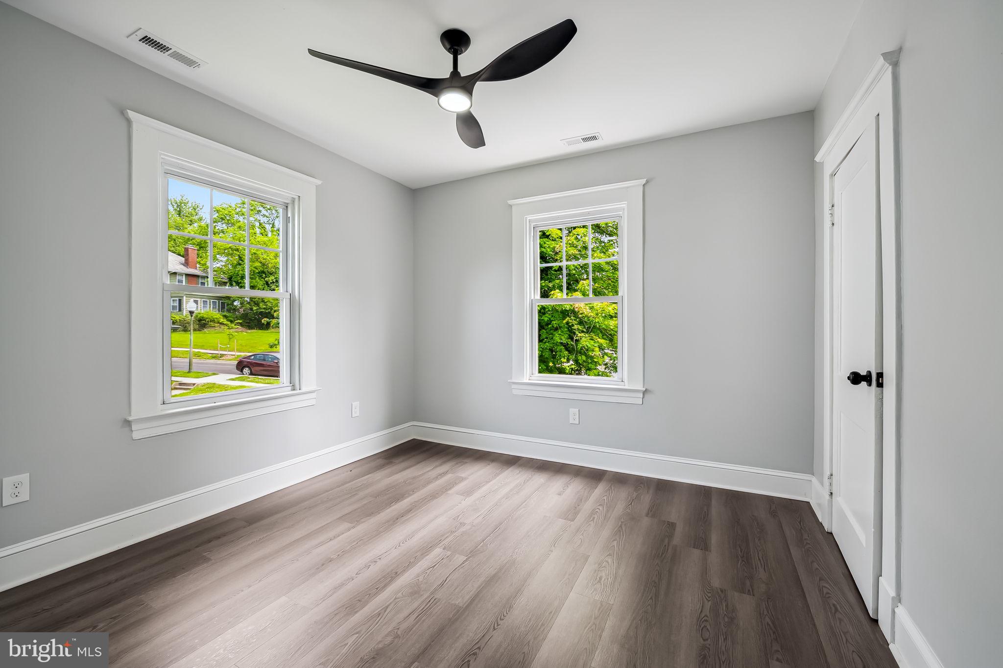 FAIRMOUNT PARK - Residential