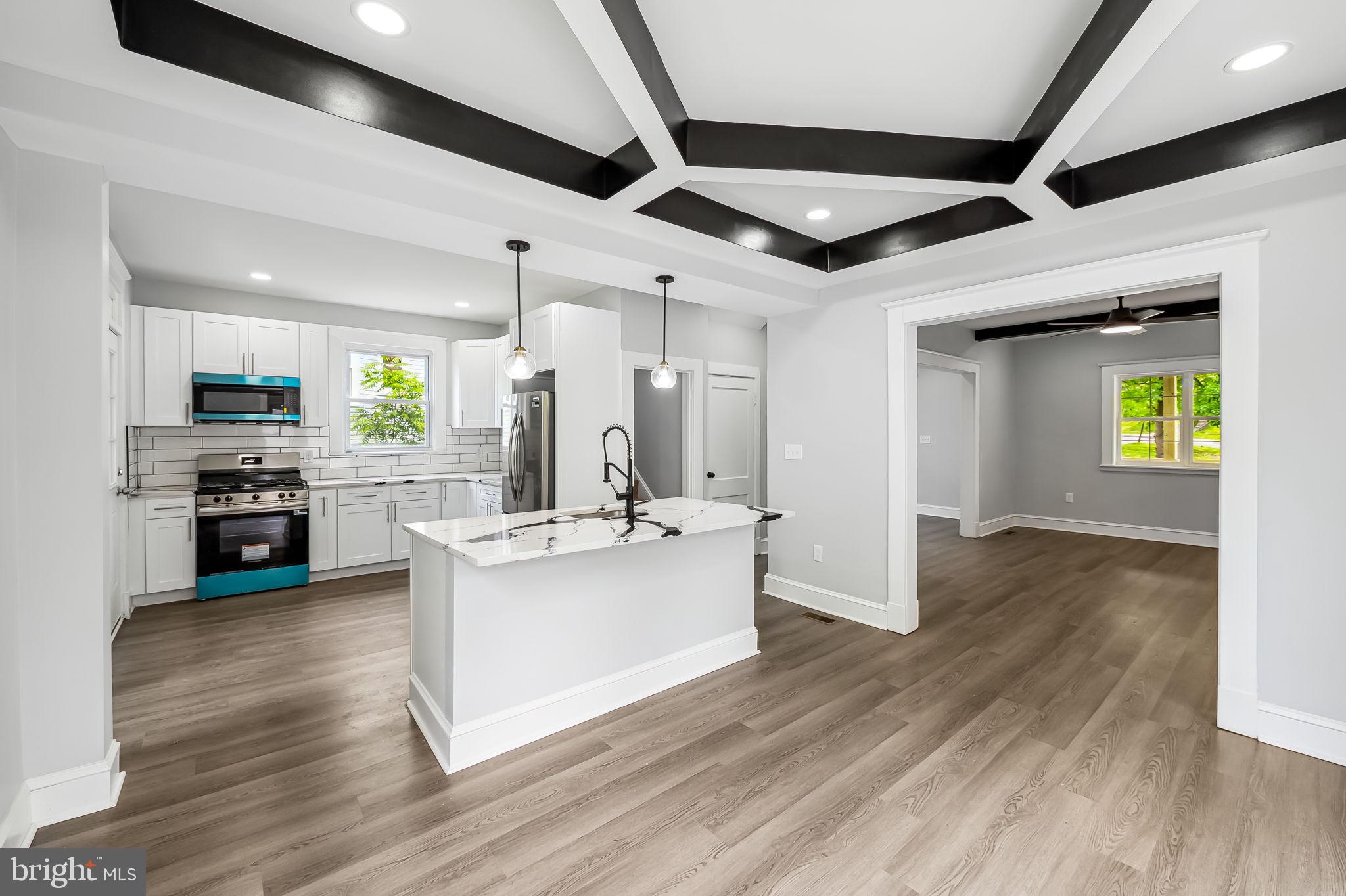 FAIRMOUNT PARK - Residential