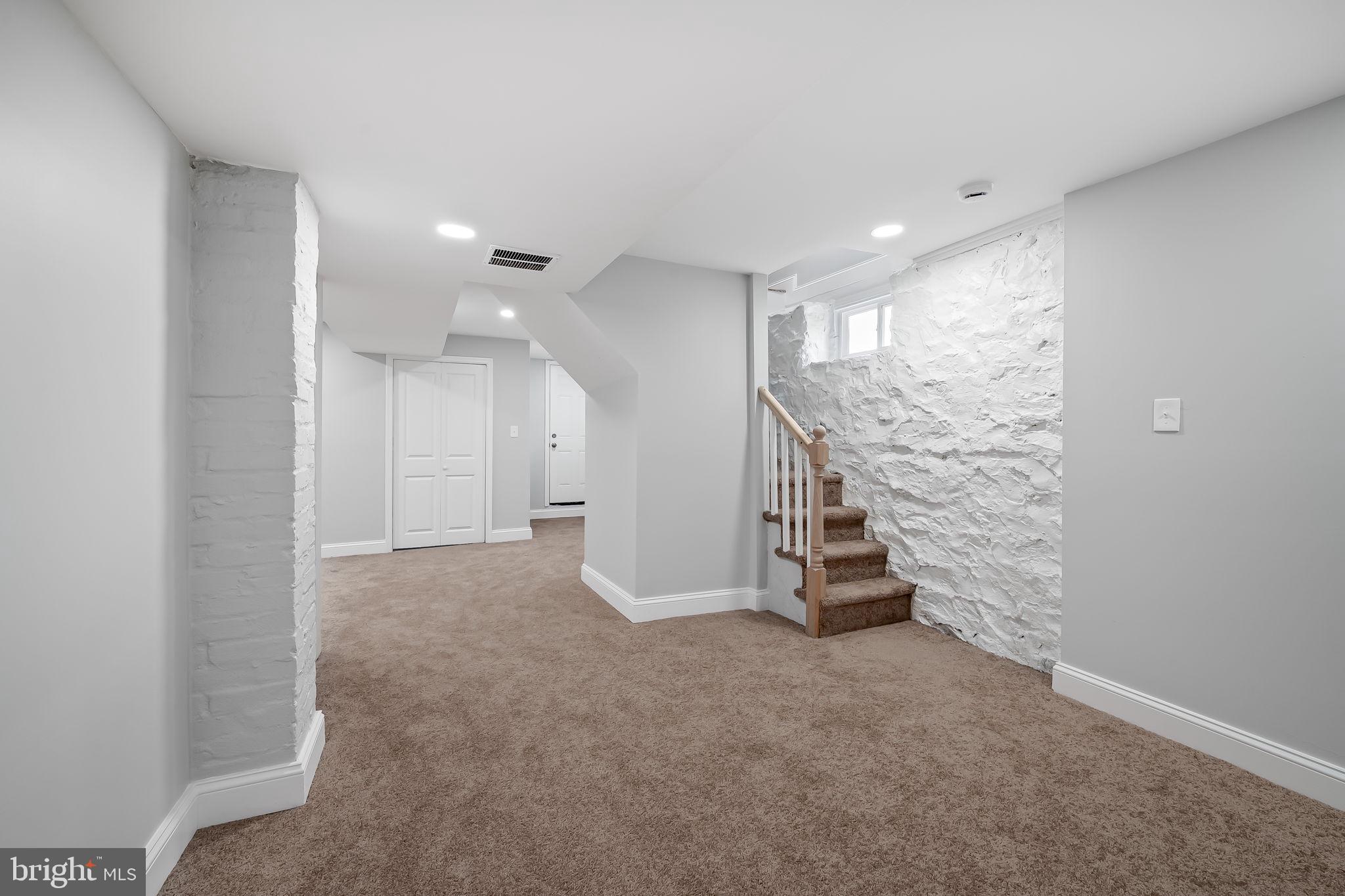FAIRMOUNT PARK - Residential