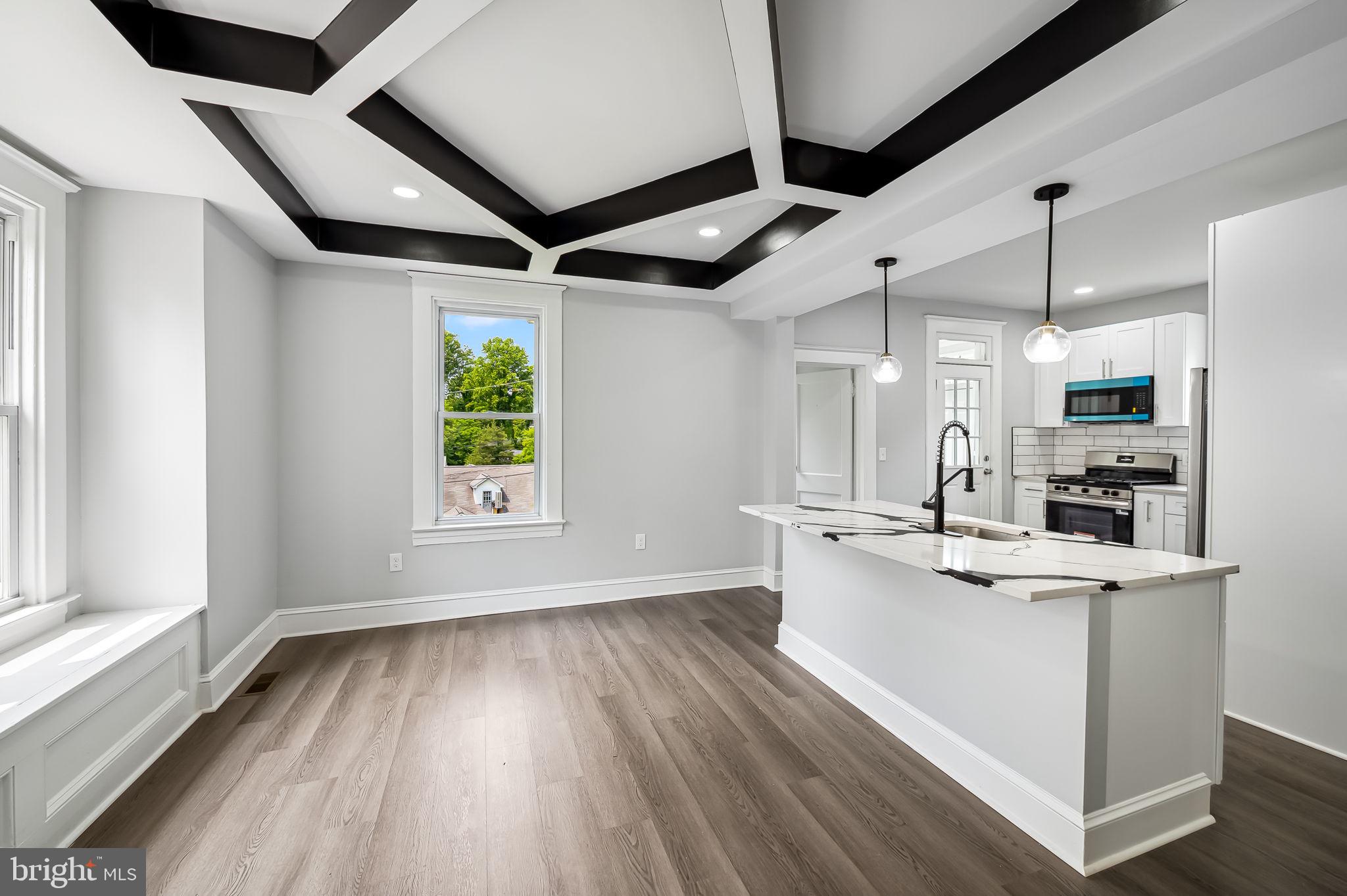 FAIRMOUNT PARK - Residential