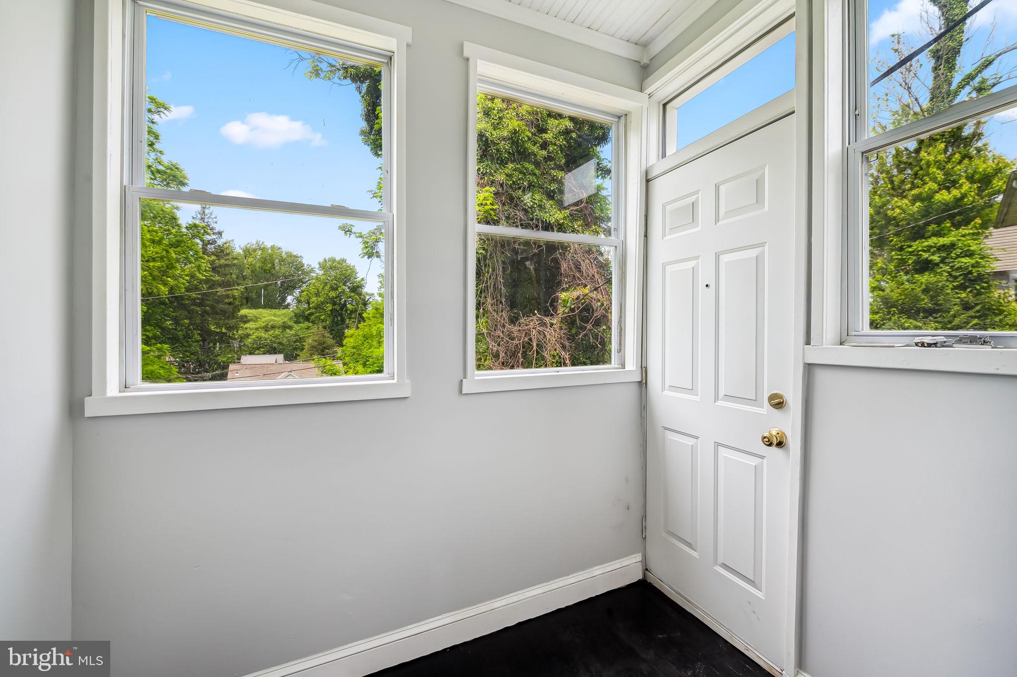 FAIRMOUNT PARK - Residential