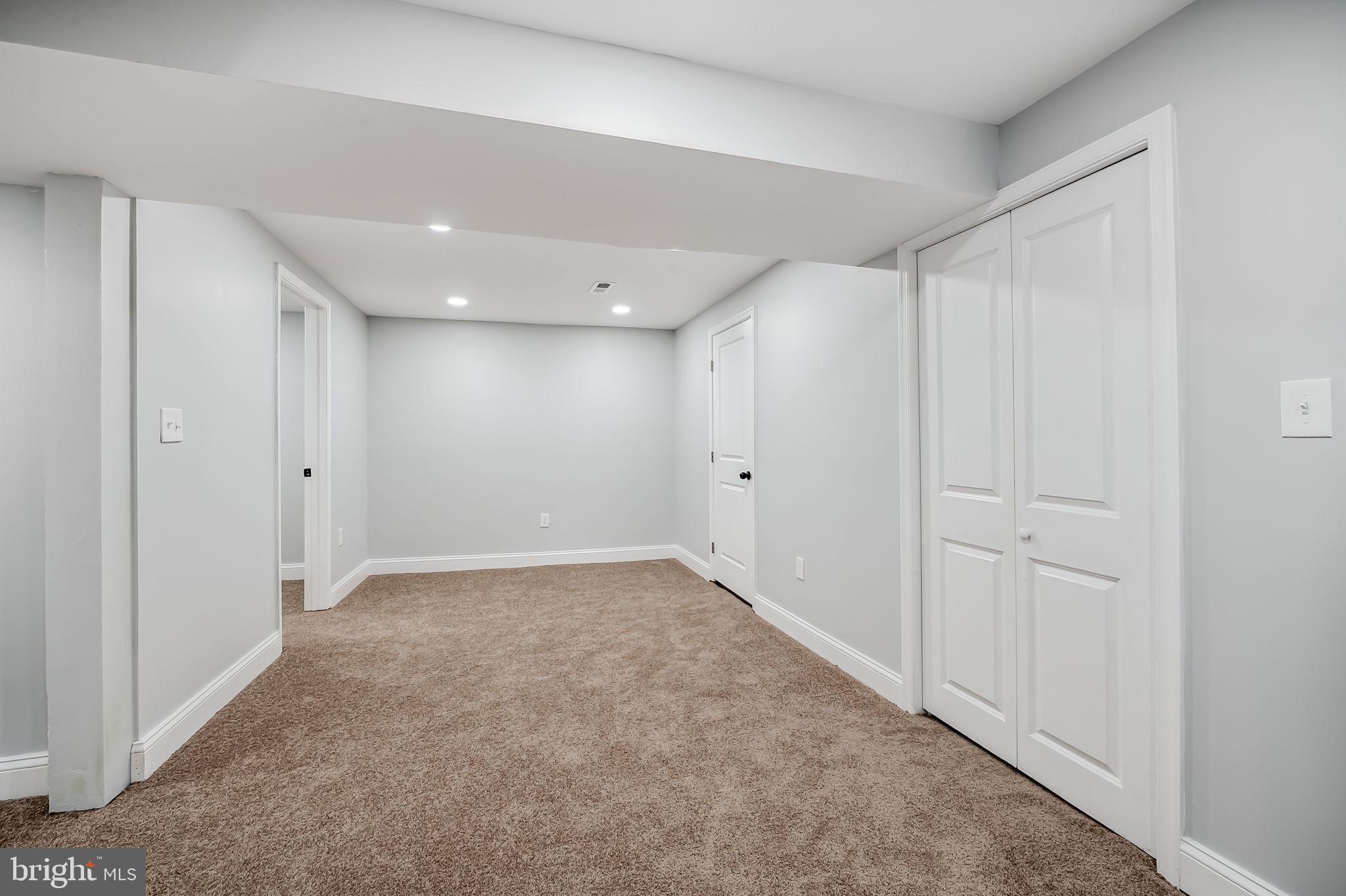 FAIRMOUNT PARK - Residential