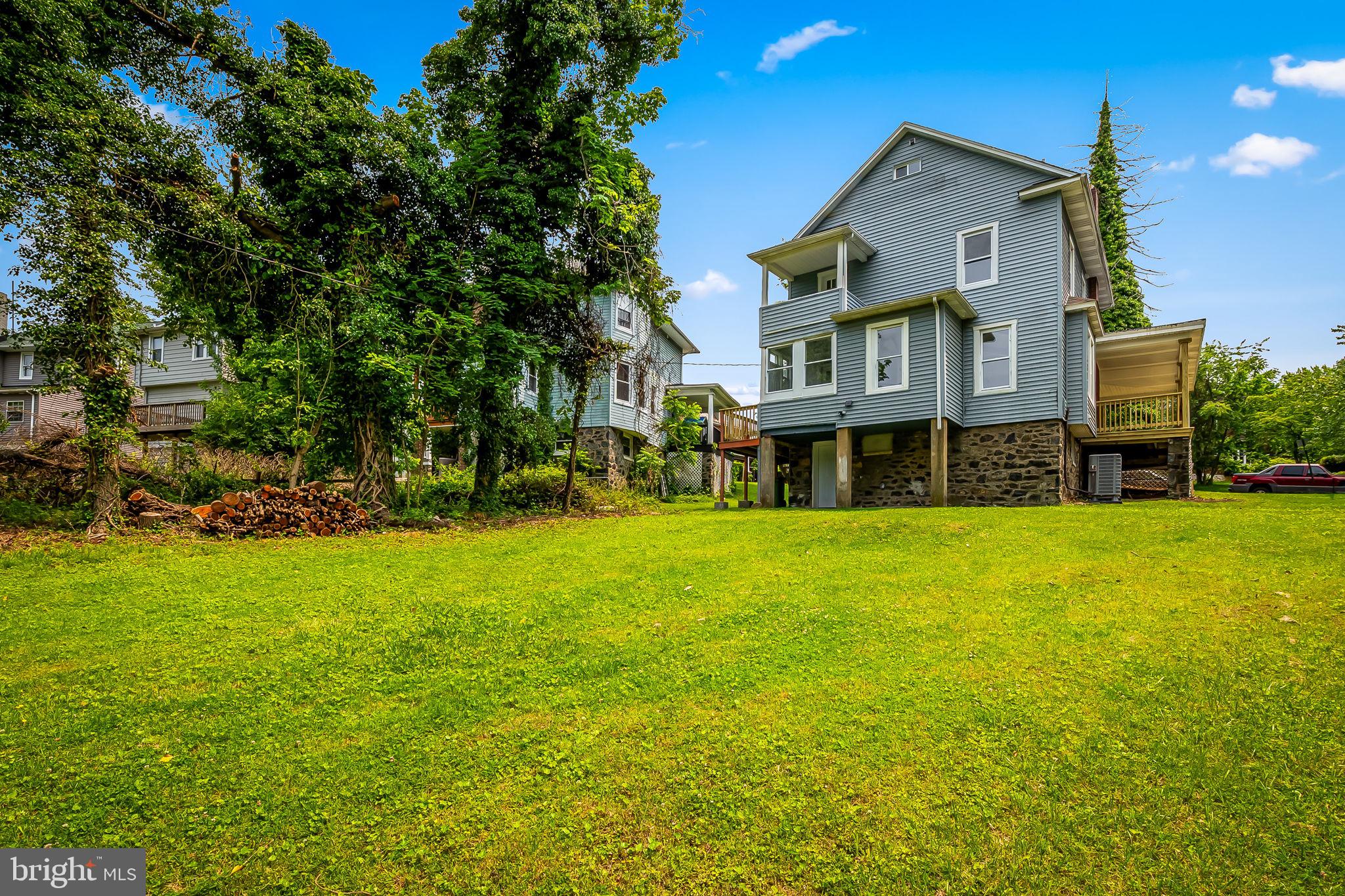 FAIRMOUNT PARK - Residential