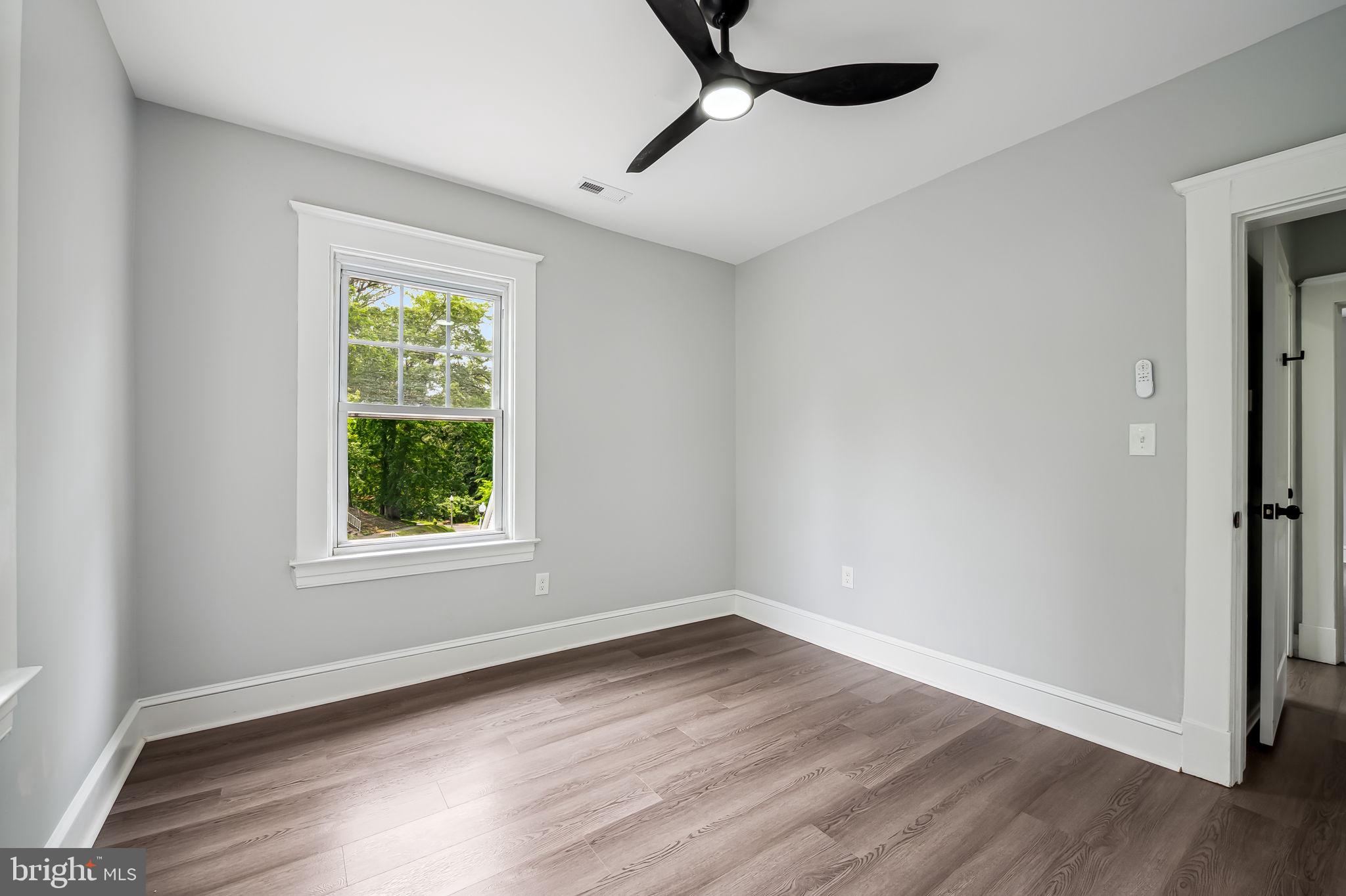 FAIRMOUNT PARK - Residential
