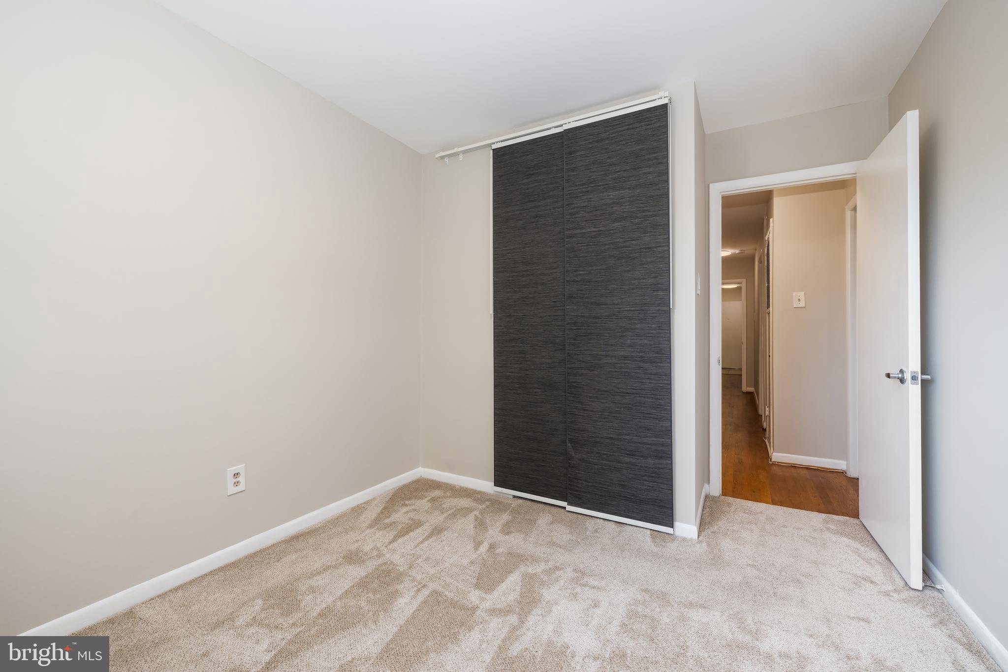 PARKSIDE CONDOMINIUMS - Residential Lease