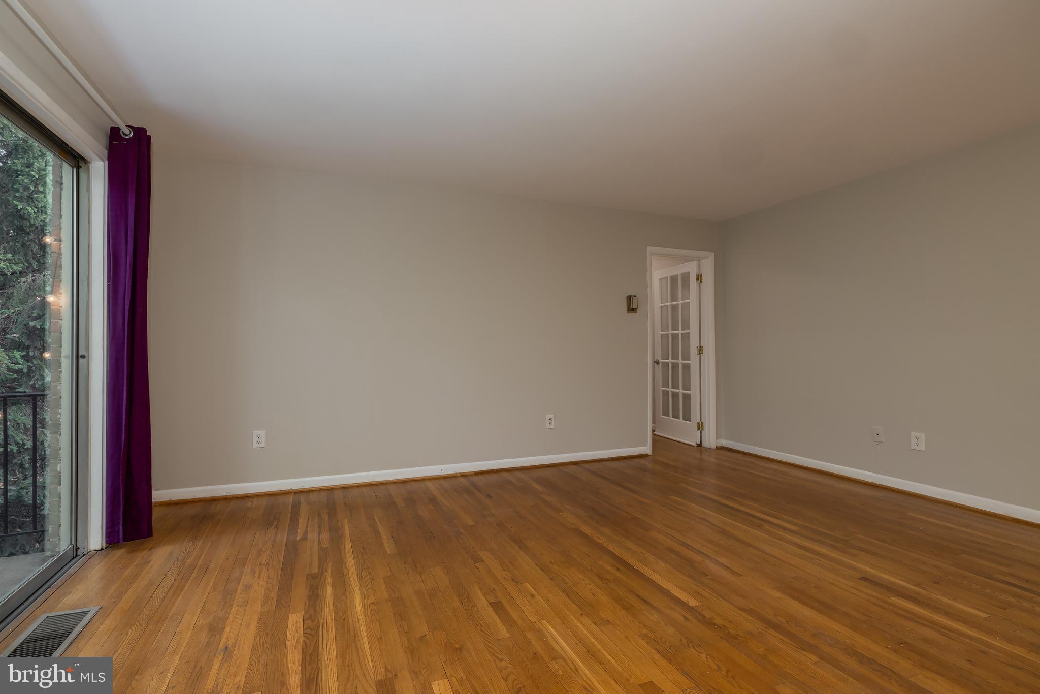 PARKSIDE CONDOMINIUMS - Residential Lease