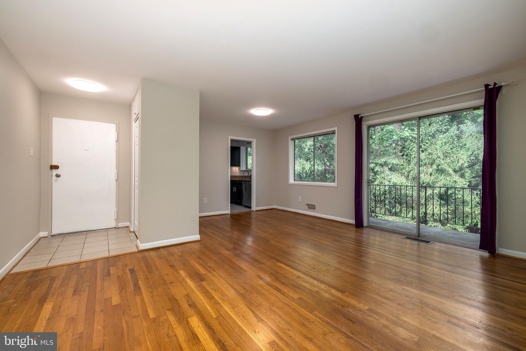 PARKSIDE CONDOMINIUMS - Residential Lease