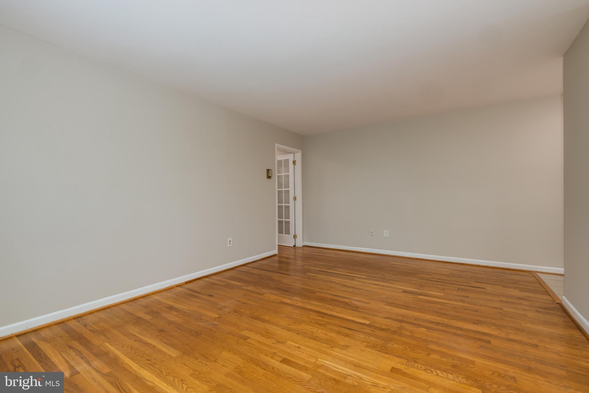 PARKSIDE CONDOMINIUMS - Residential Lease