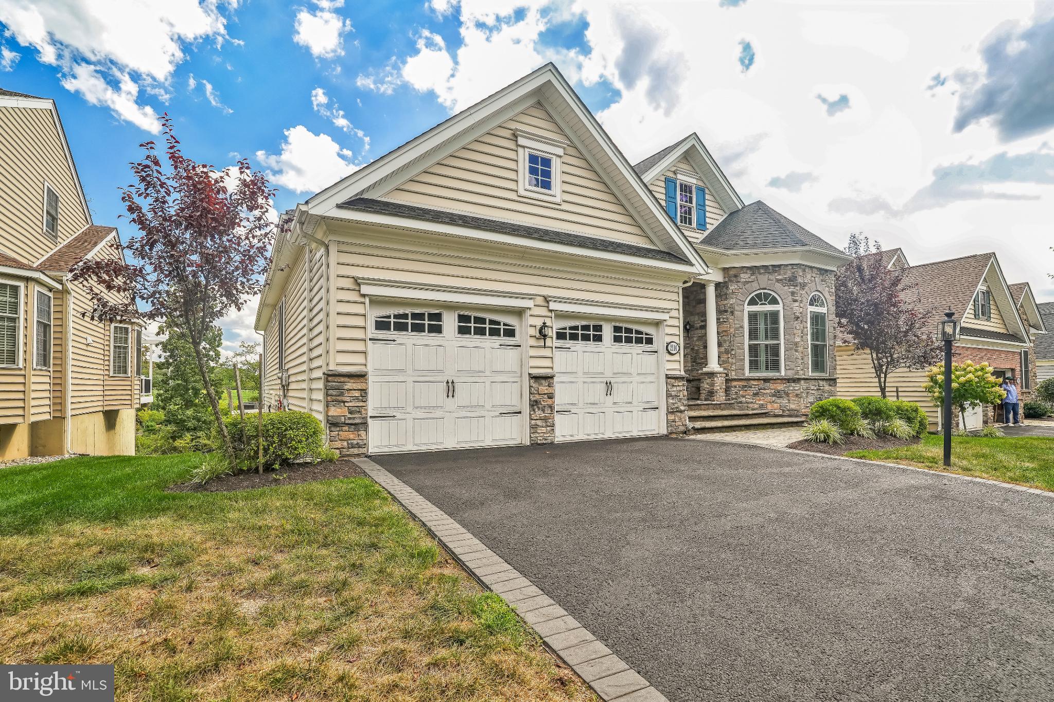 2210 TANNER DRIVE