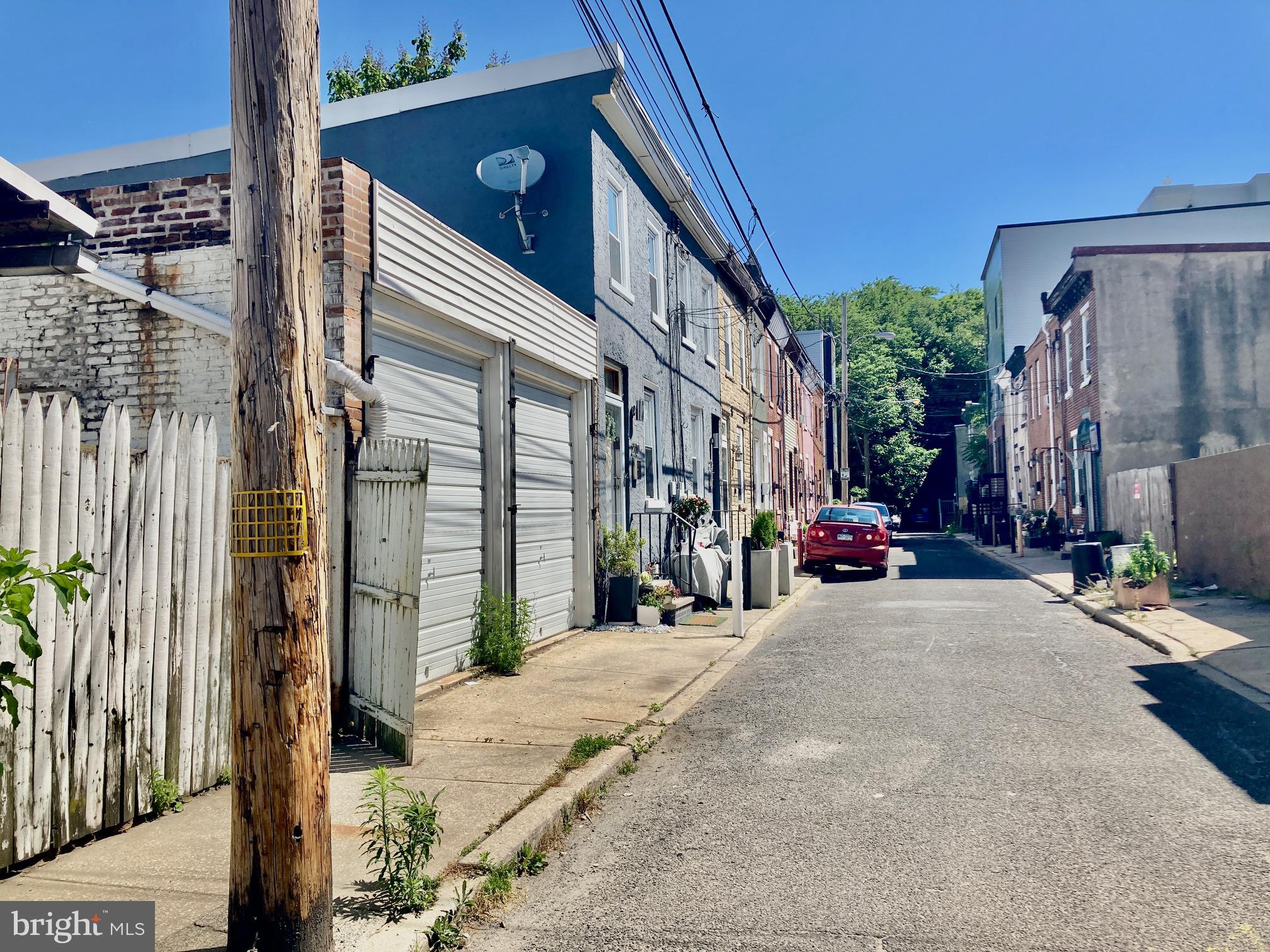 PORT RICHMOND - Residential Lease