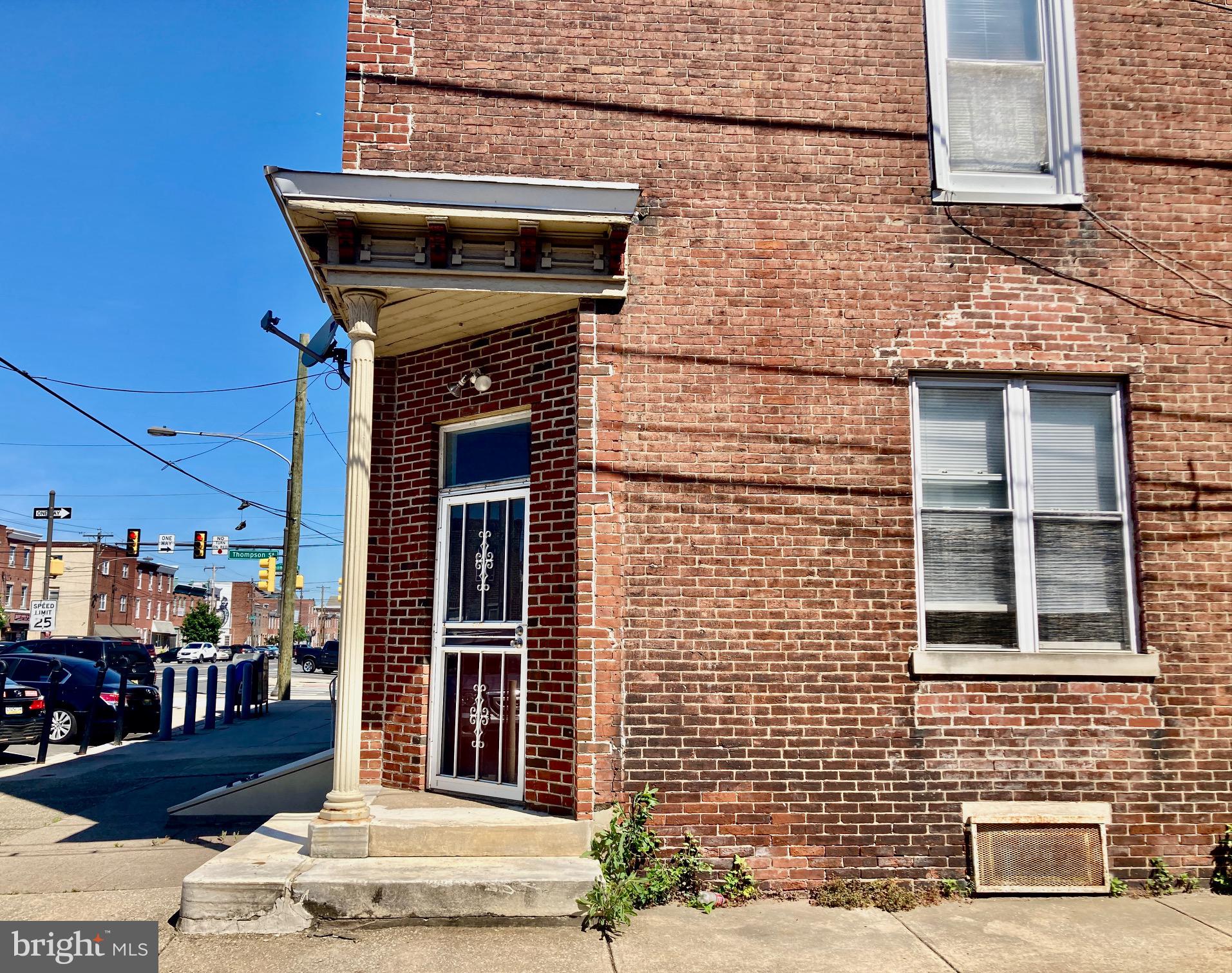 PORT RICHMOND - Residential Lease